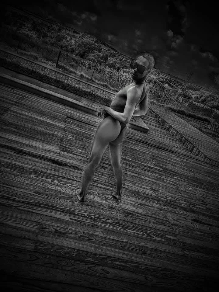 XXX Porn Photo of Nude KinkyJXxX 3