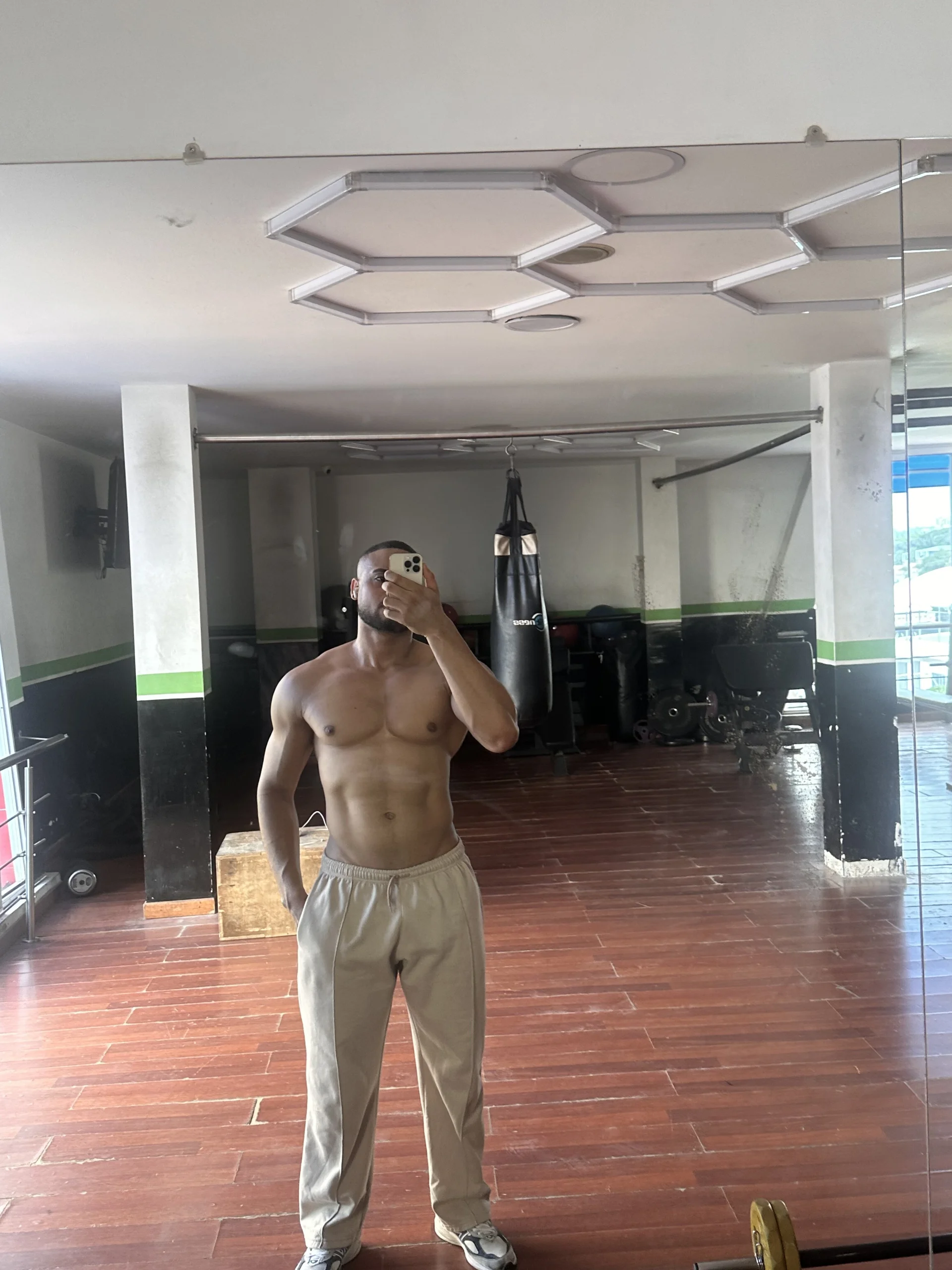 XXX Porn Photo of Nude CHRISTIAN_DISICK 21