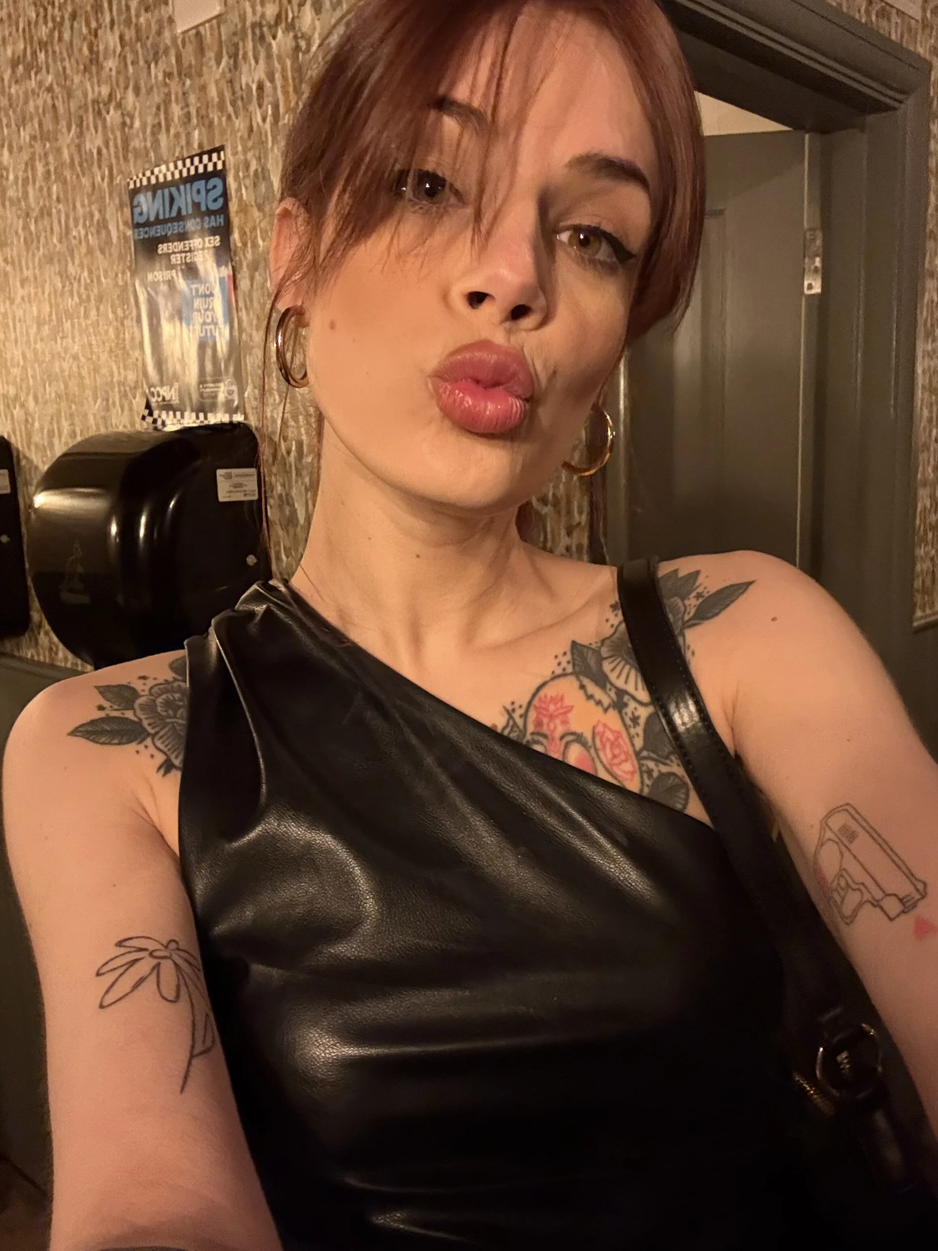 XXX Porn Photo of Nude Angel_Skulls 4