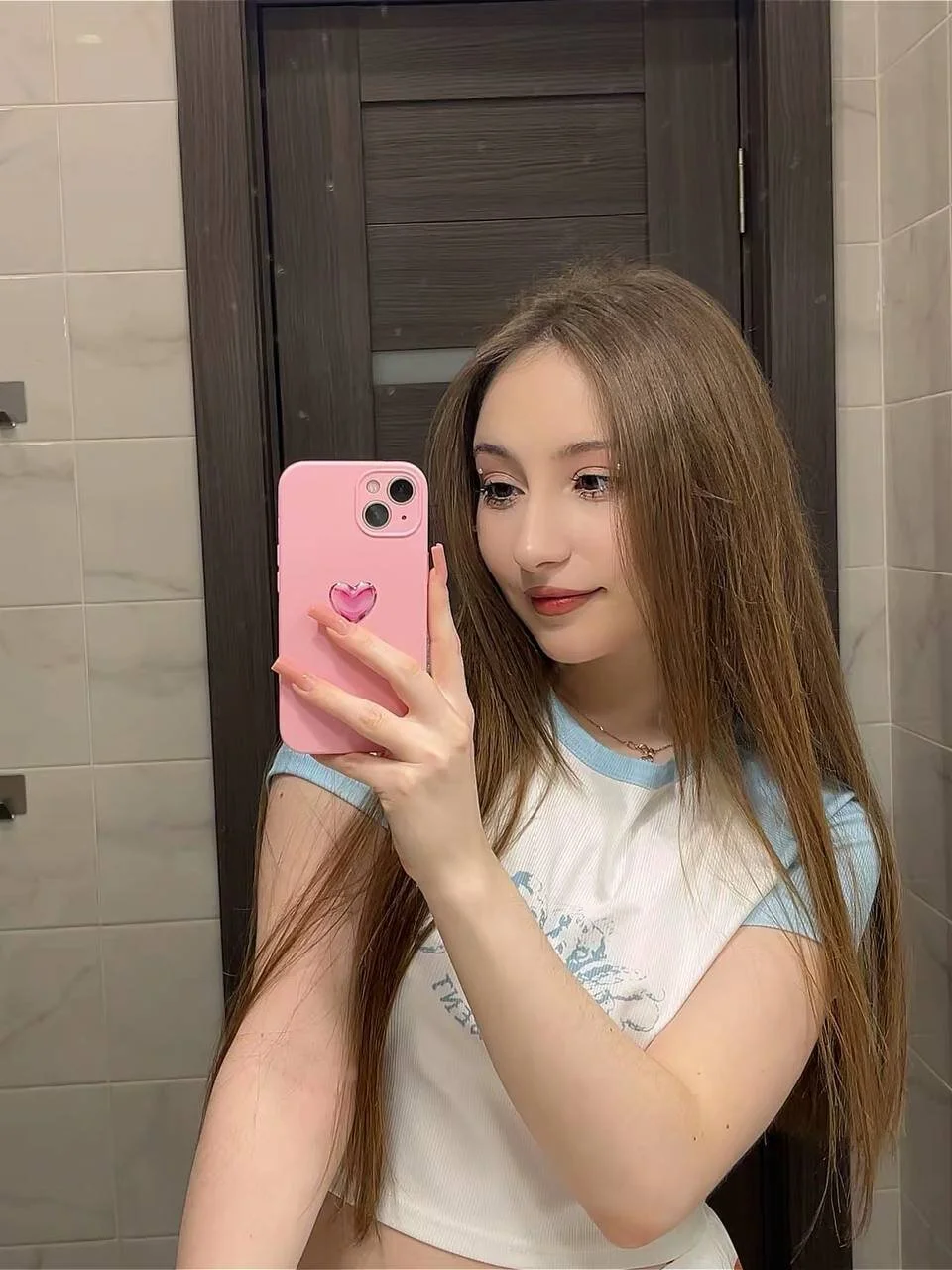 XXX Porn Photo of Nude LunaBun 18
