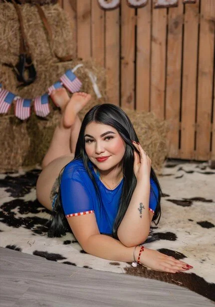 XXX Porn Photo of Nude MiaaFarrel 102