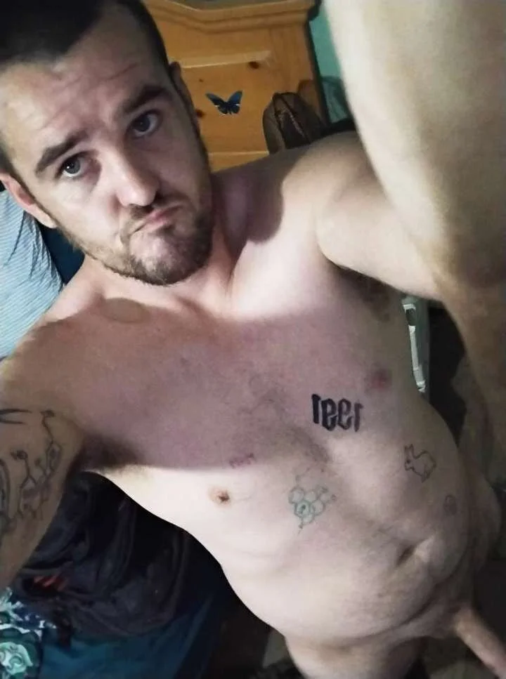 XXX Porn Photo of Nude chad23162 9