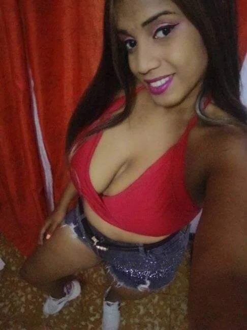 XXX Porn Photo of Nude AbellaLizz 7
