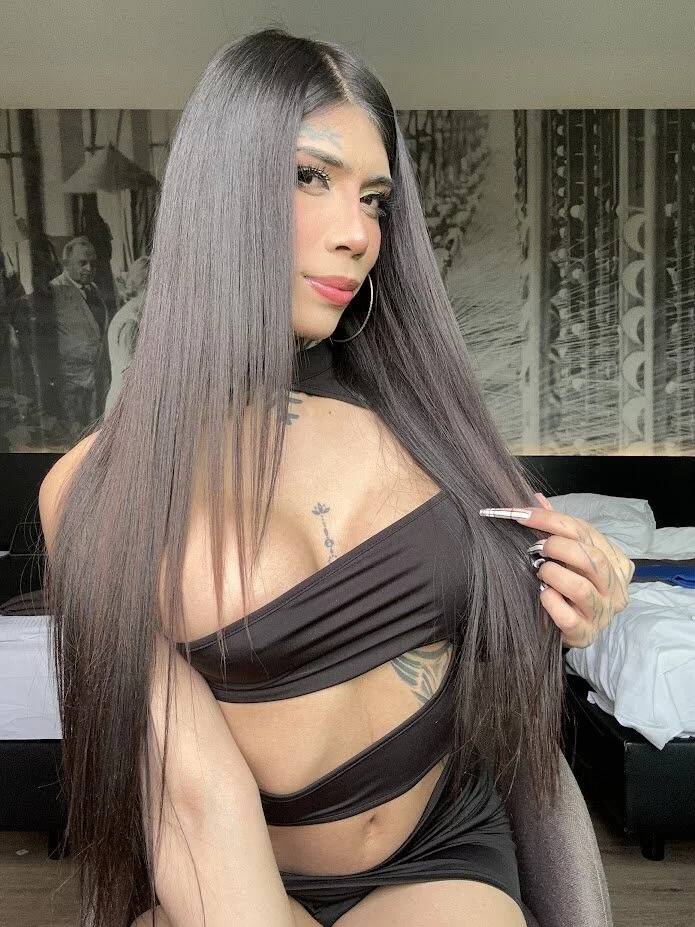 XXX Porn Photo of Nude caroline_cossei 12