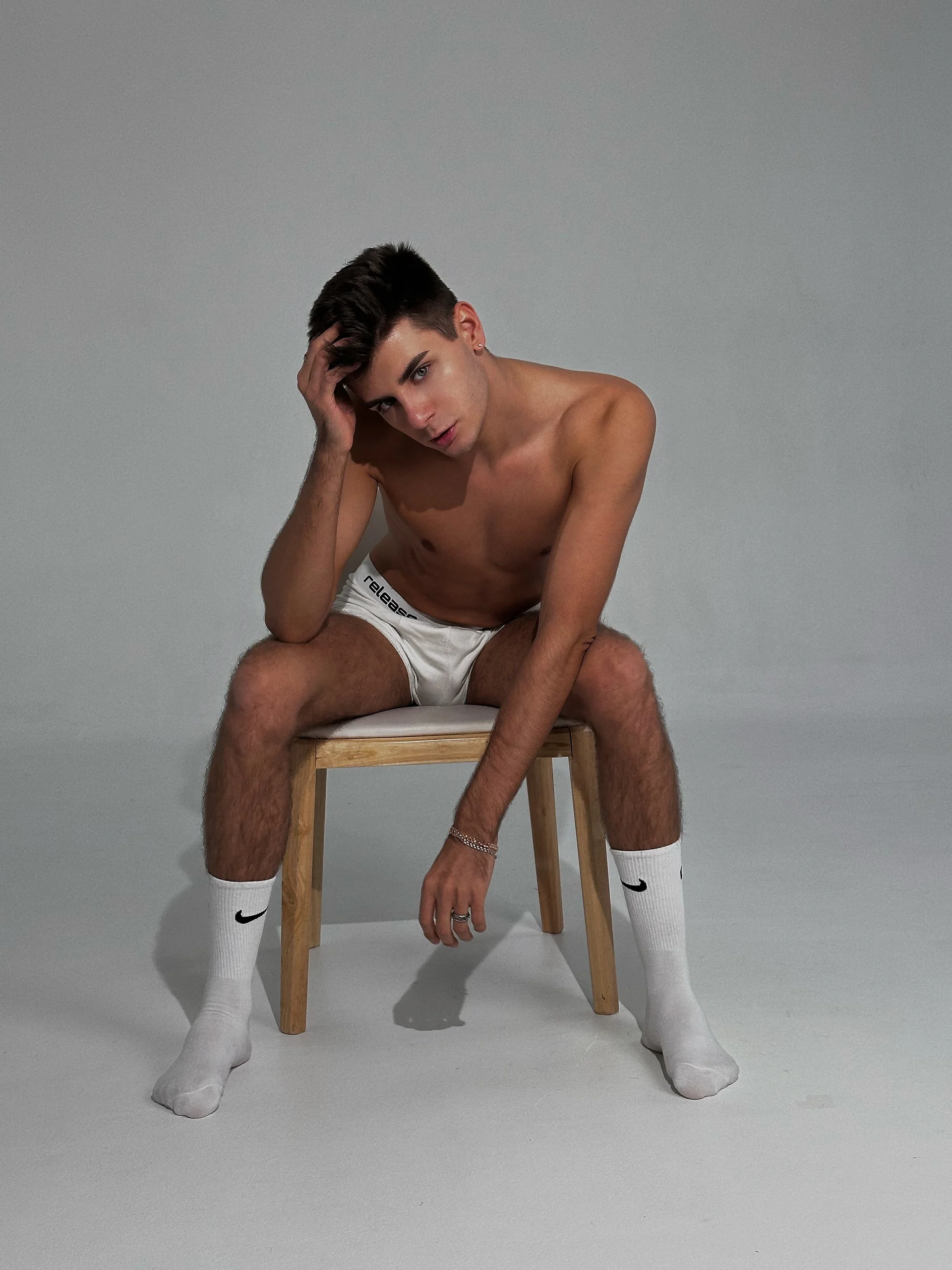 XXX Porn Photo of Nude Walt_Enjoy 2