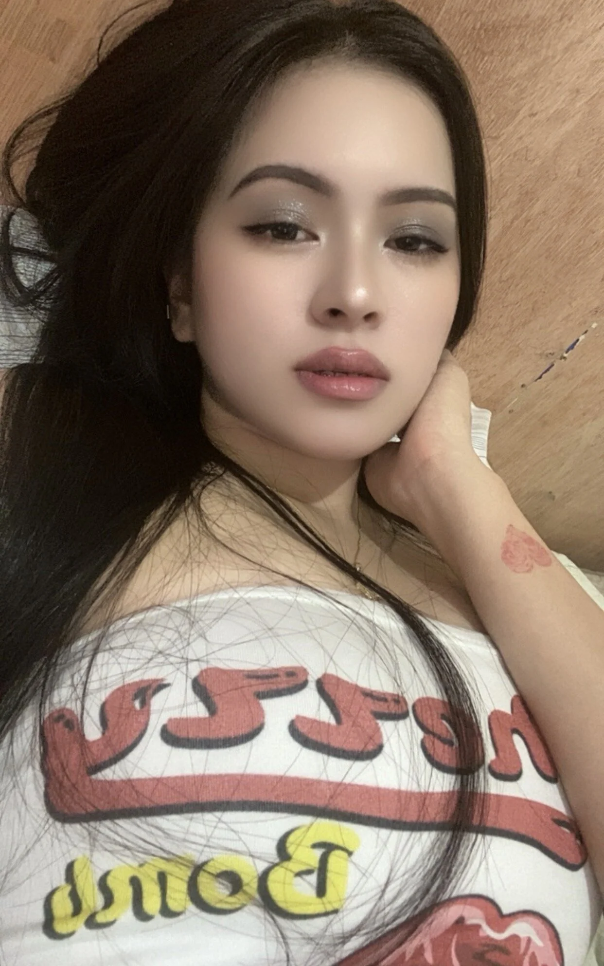 XXX Porn Photo of Nude Urasian_ladybug 2
