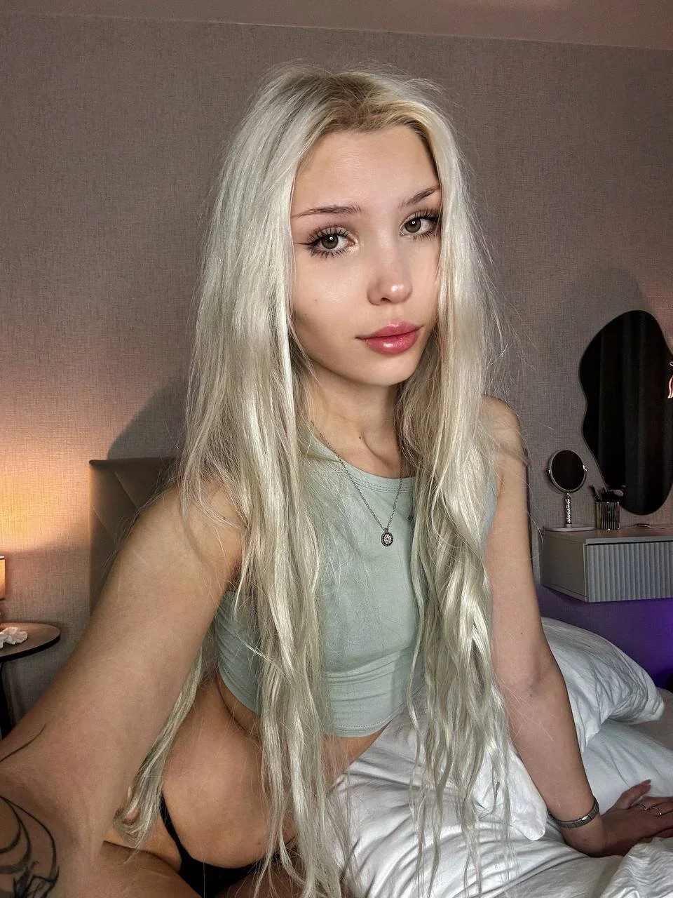 XXX Porn Photo of Nude mae_barbiee 9
