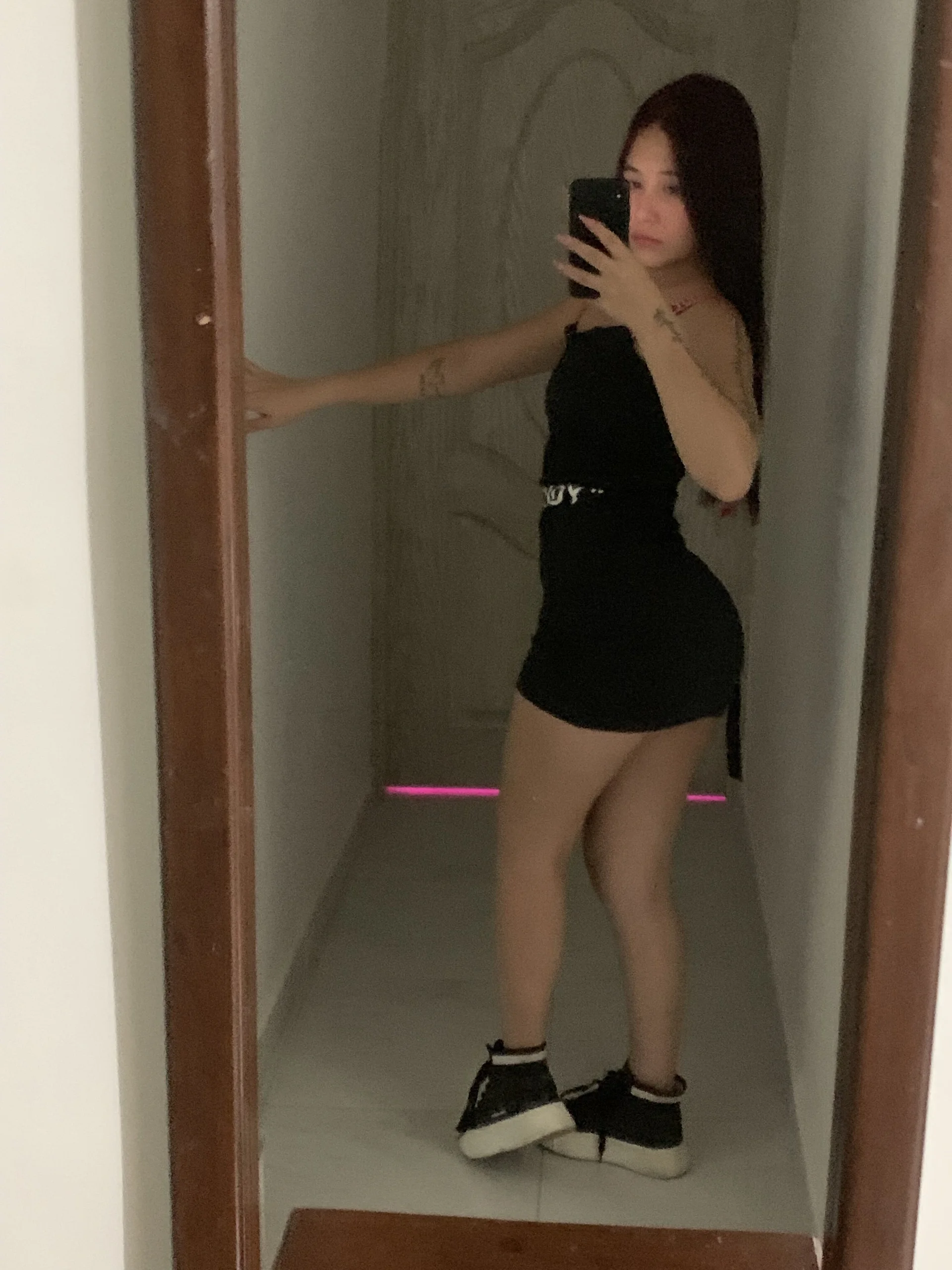 XXX Porn Photo of Nude val_demmon 1