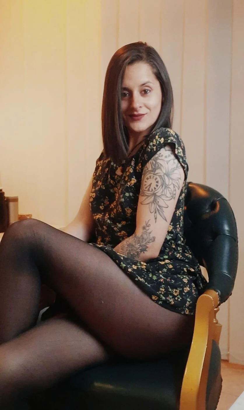 XXX Porn Photo of Nude Alice_milf_ 6
