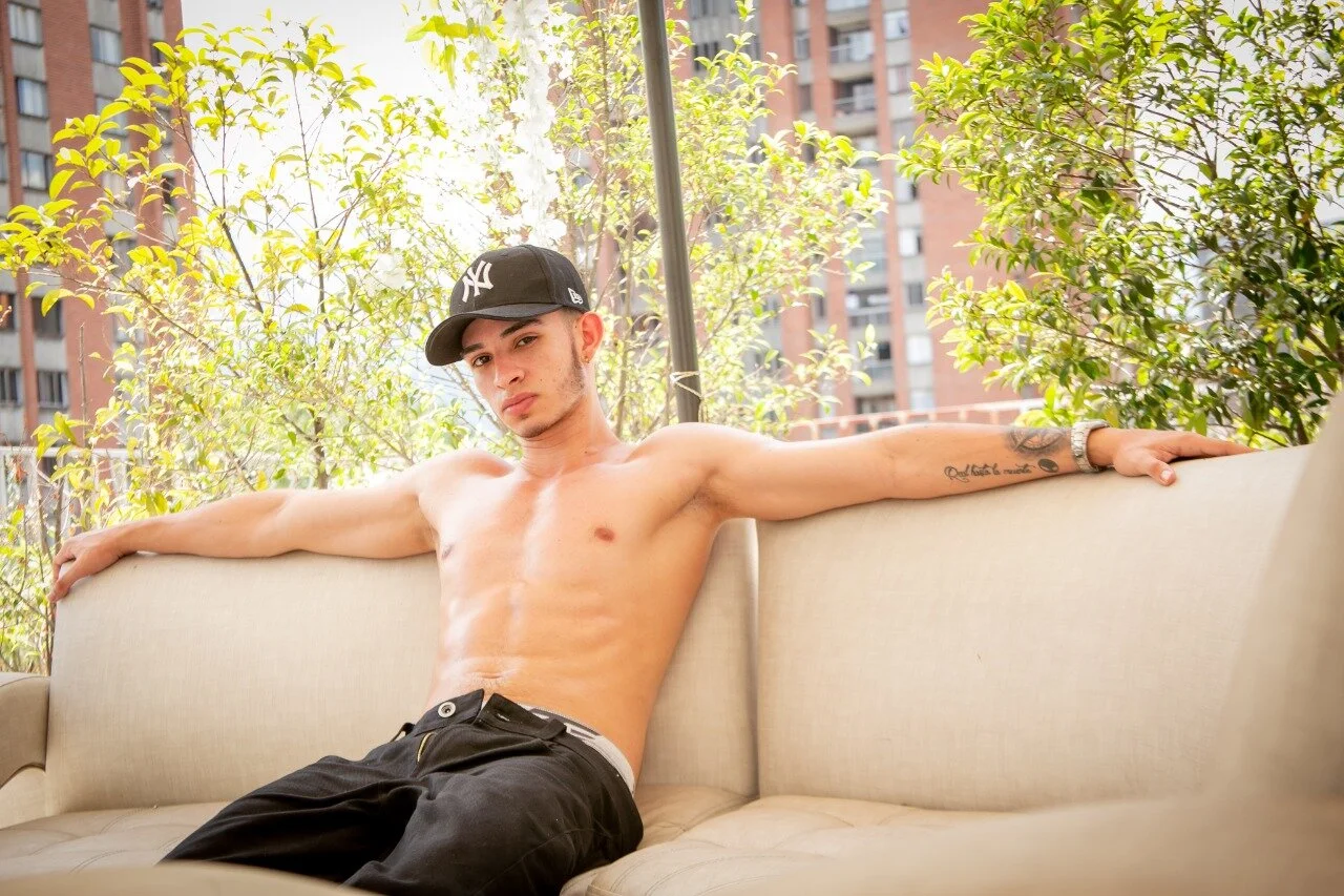 XXX Porn Photo of Nude freestyle_blake1 8