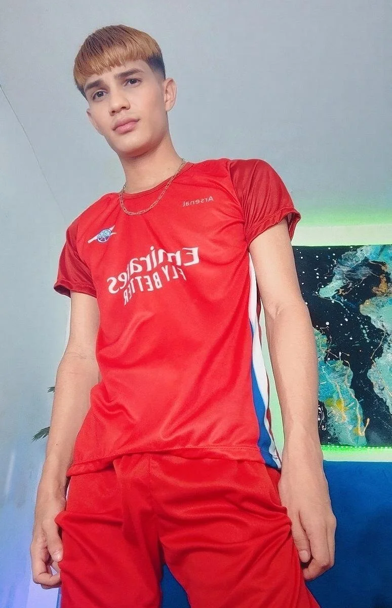XXX Porn Photo of Nude gabo_hotboy 2