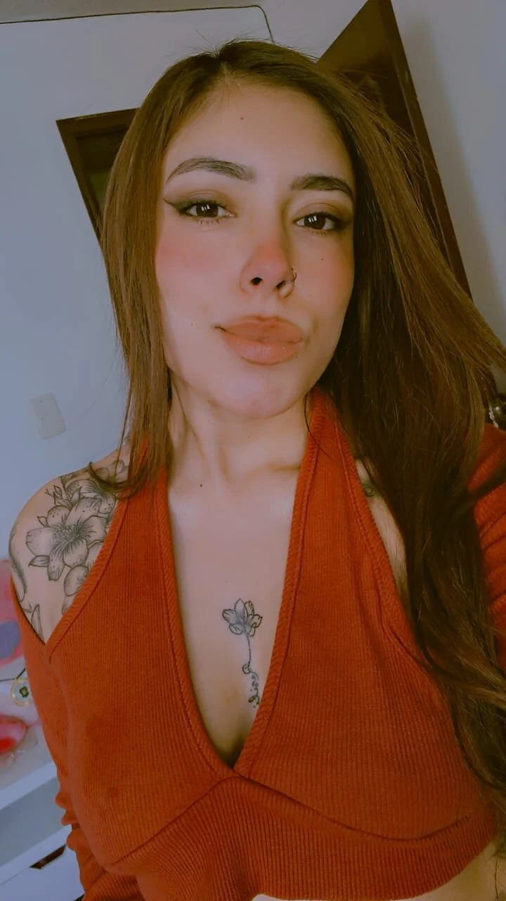 XXX Porn Photo of Nude allysonrrouserss 3