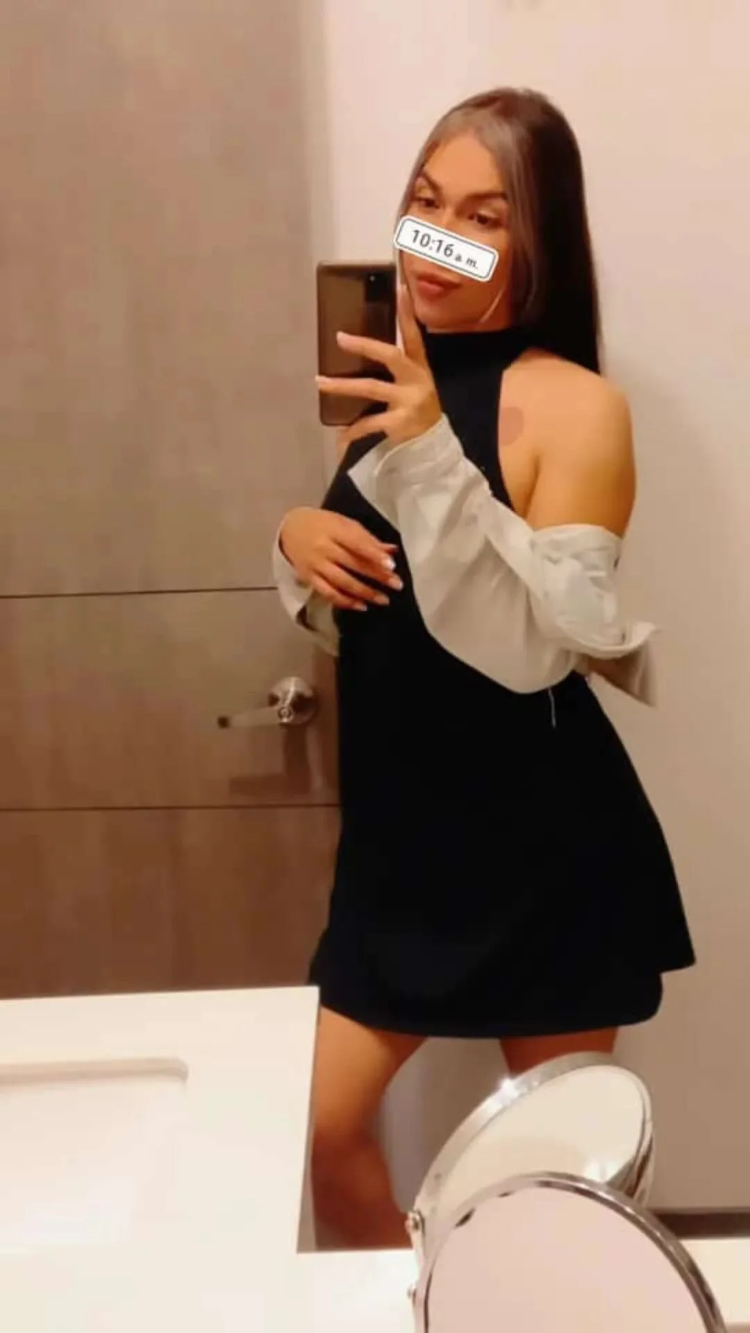 XXX Porn Photo of Nude nicolle_paradise_ 2