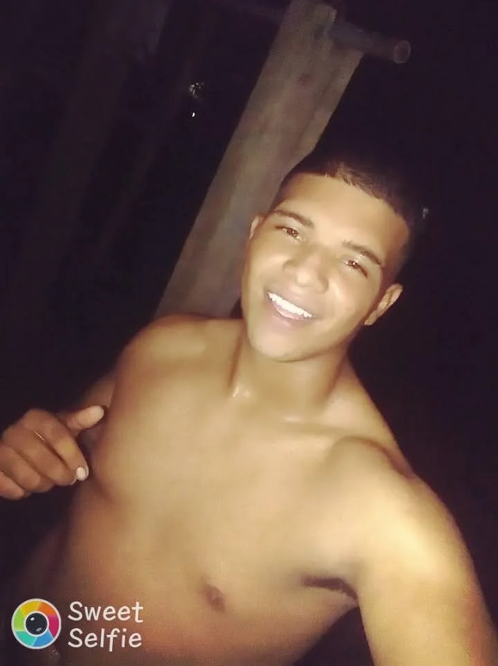 XXX Porn Photo of Nude Alfonsocon 15