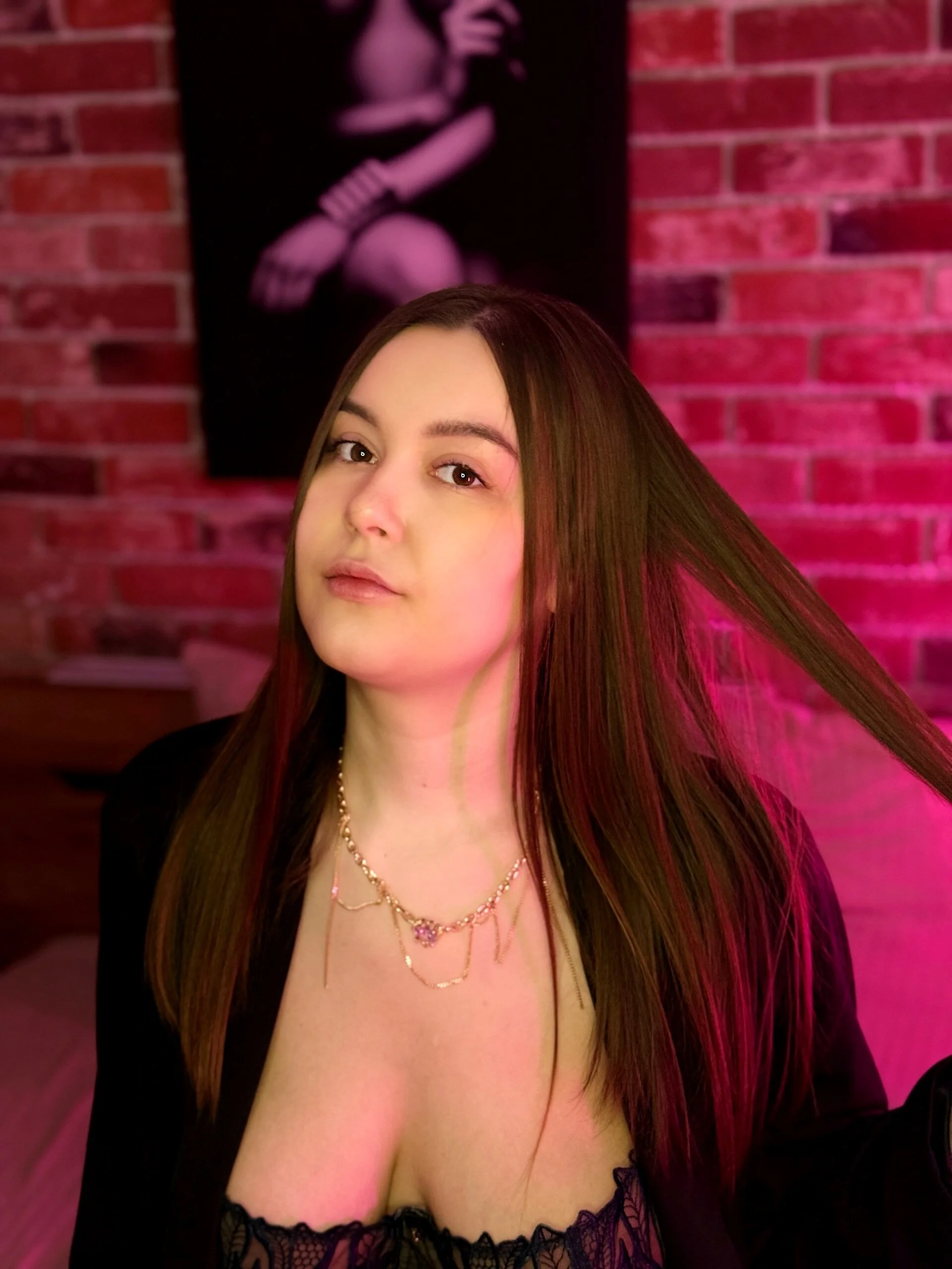 XXX Porn Photo of Nude GoldenLuxuryGirl 18