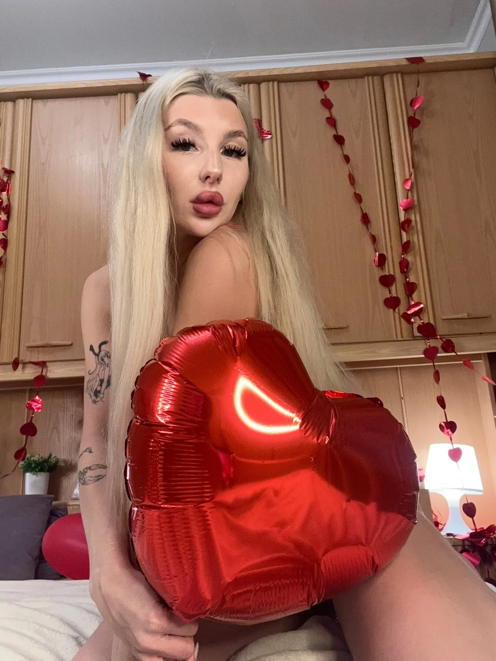 XXX Porn Photo of Nude EmmaBarbs 17