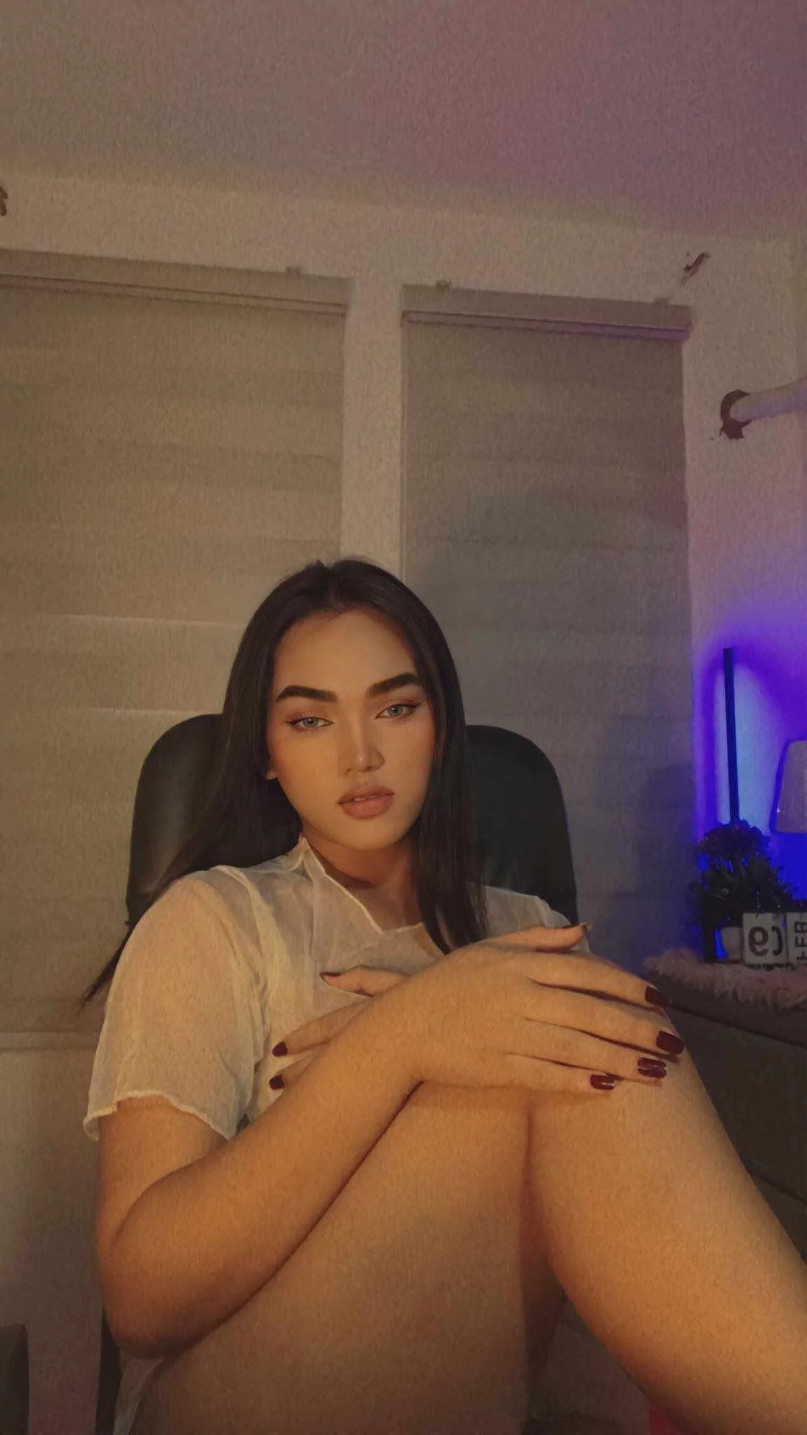 XXX Porn Photo of Nude MoaningKylie 6