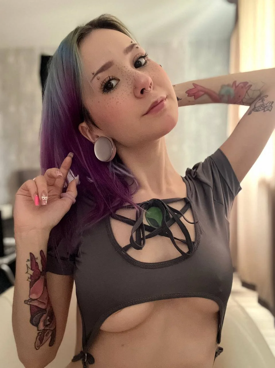 XXX Porn Photo of Nude L_oly 2