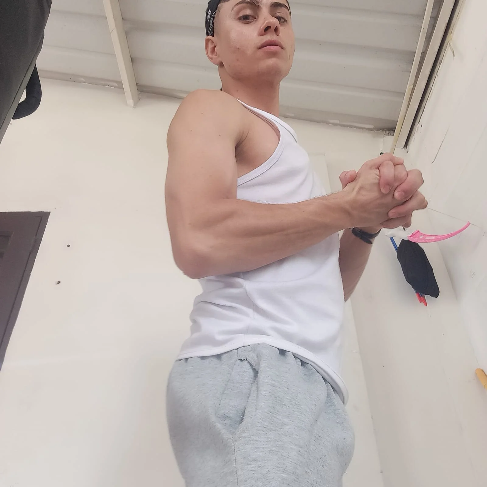 XXX Porn Photo of Nude LeoMonnroe 31