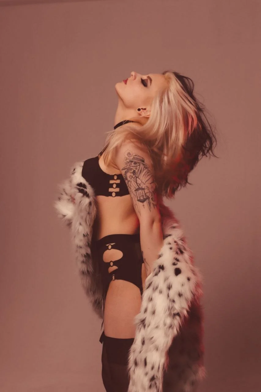 XXX Porn Photo of Nude alicefromwl 17