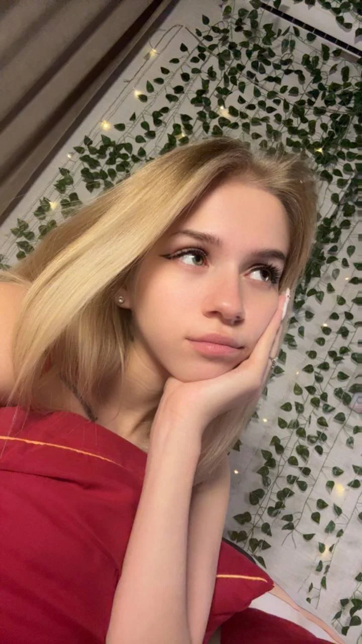 XXX Porn Photo of Nude Cute_Student 5