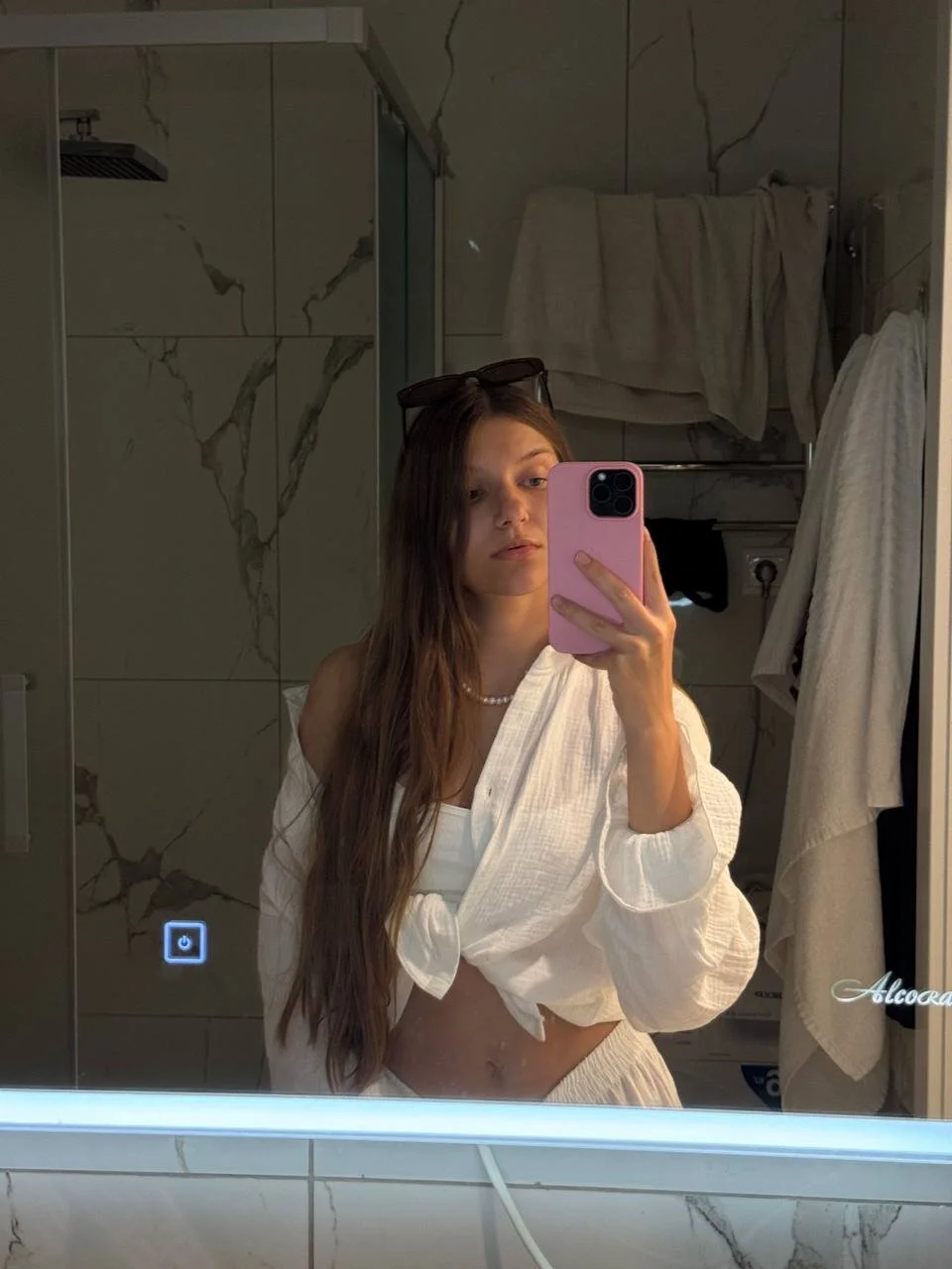 XXX Porn Photo of Nude LILITH_HERE 1