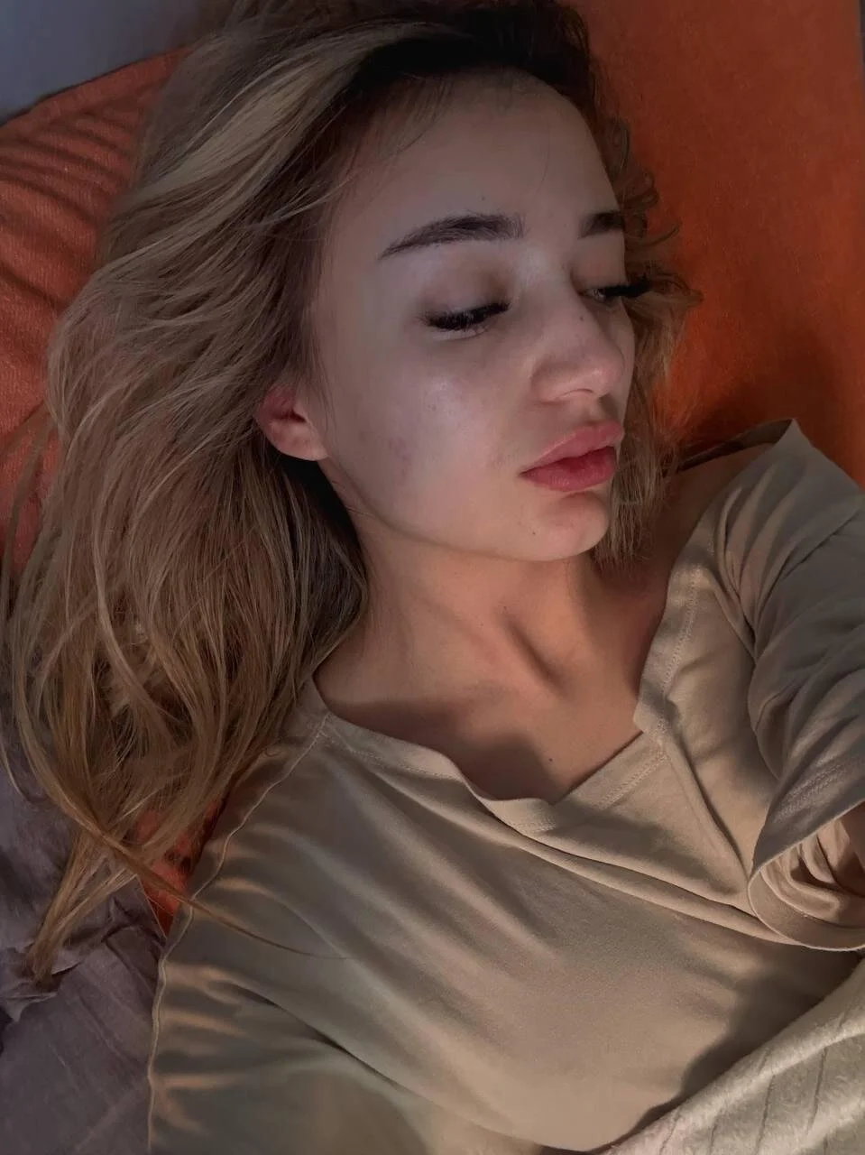 XXX Porn Photo of Nude ScarlettHornywood 3