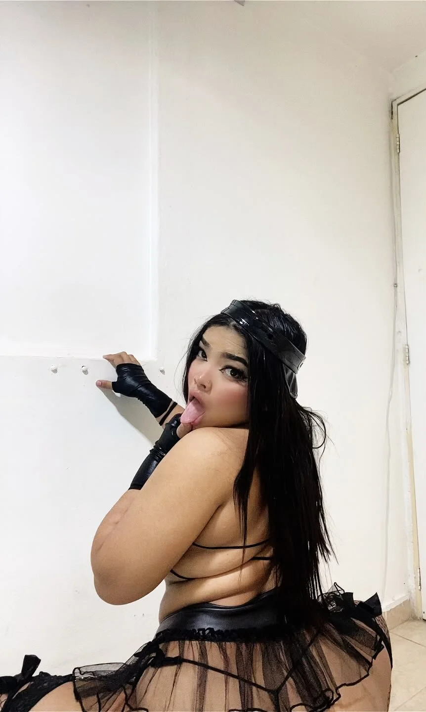 XXX Porn Photo of Nude Ashley__Jones__ 13