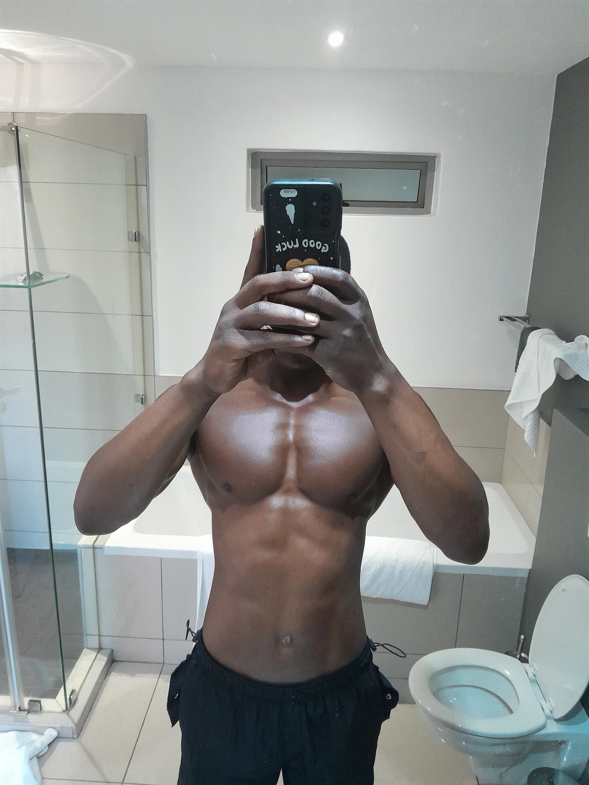 XXX Porn Photo of Nude mojeemore 3