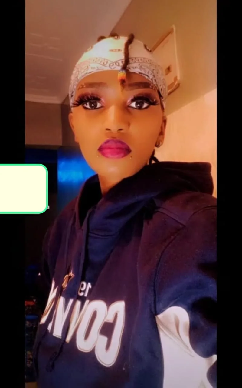 XXX Porn Photo of Nude Naughty_Desiree 19