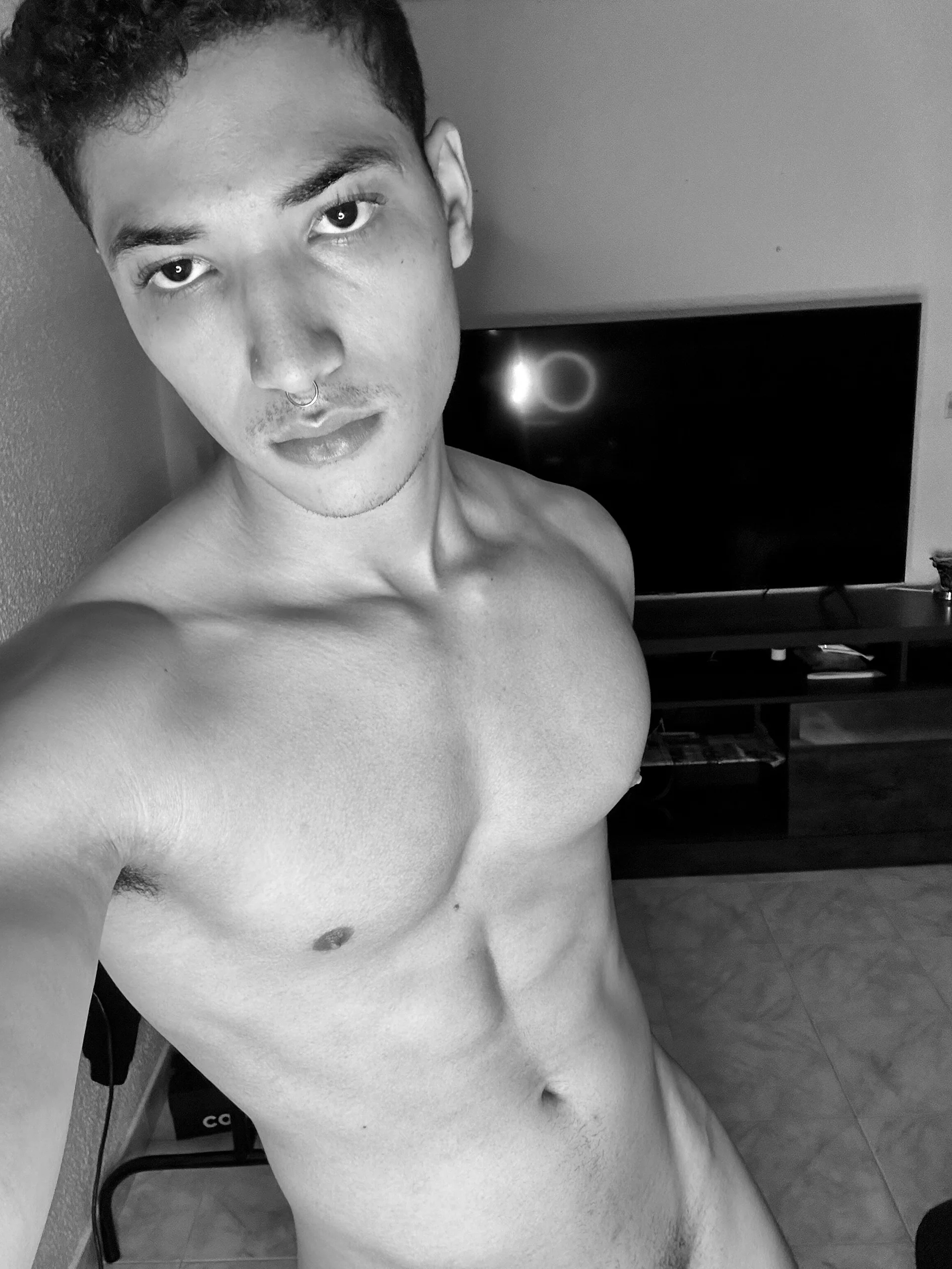 XXX Porn Photo of Nude MitchellXD 30