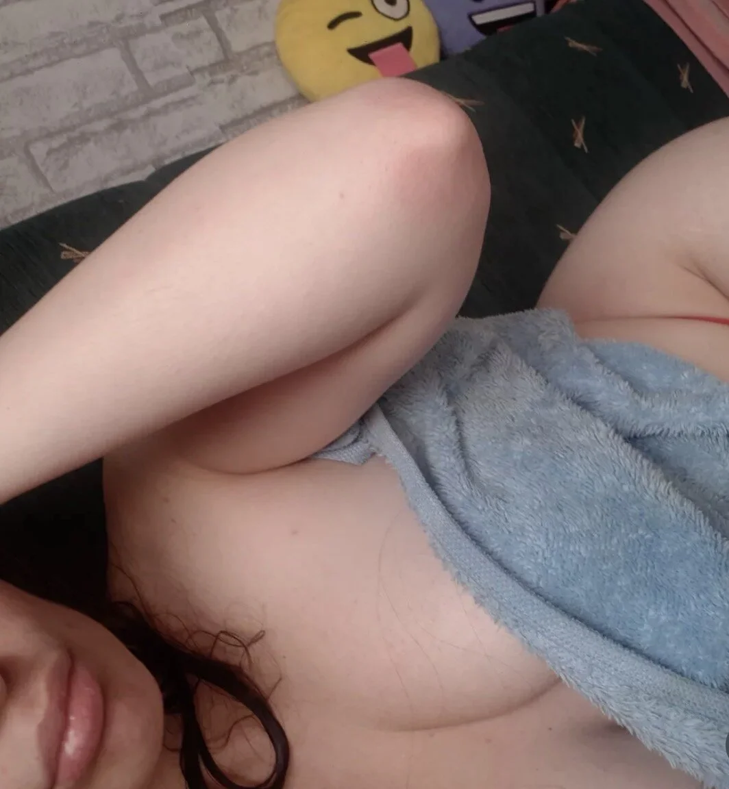 XXX Porn Photo of Nude AngeLuaX1 5