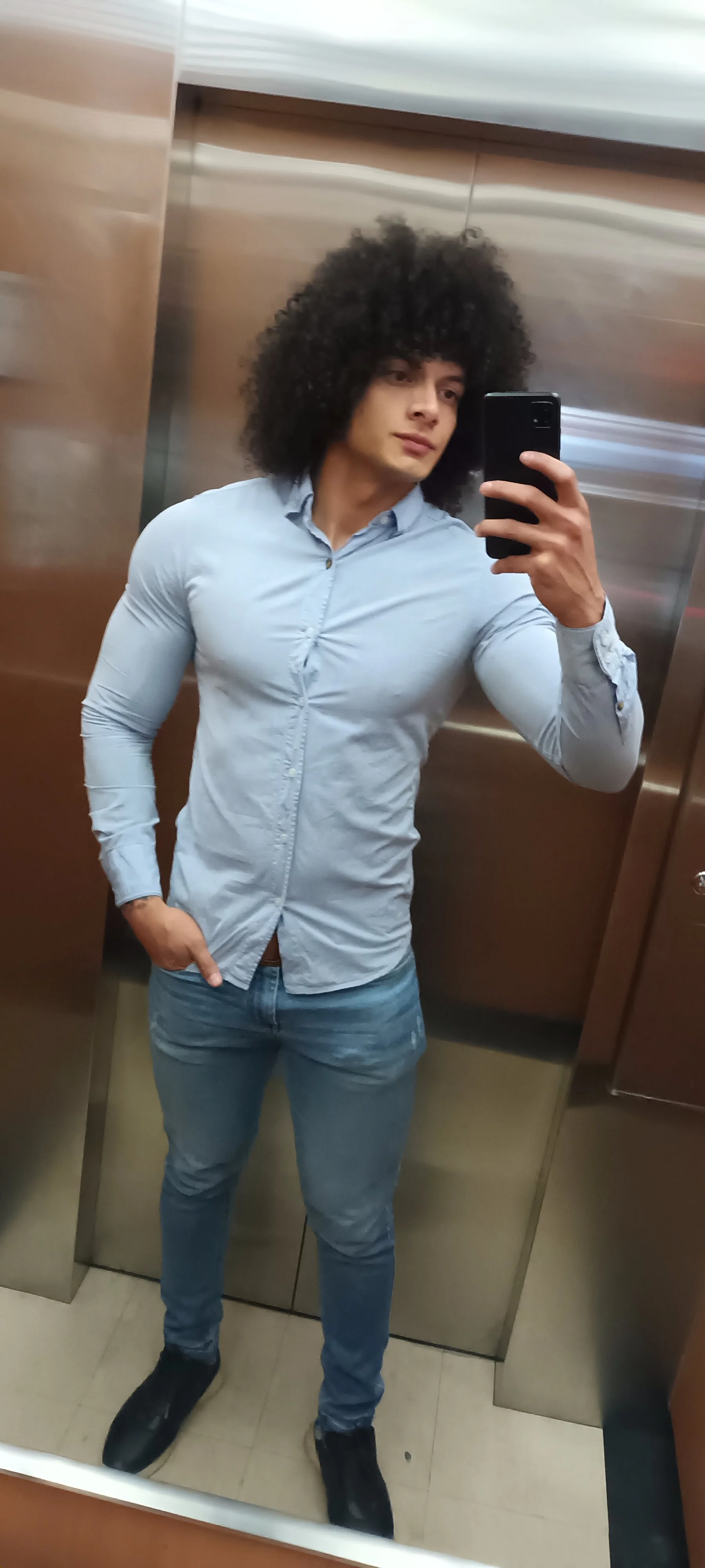 XXX Porn Photo of Nude curly_muscle 1
