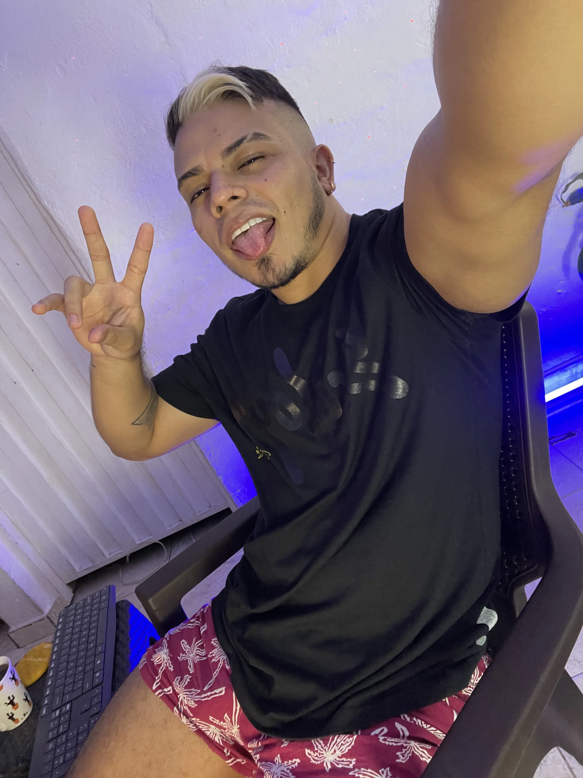 XXX Porn Photo of Nude Naughty_Charly 209