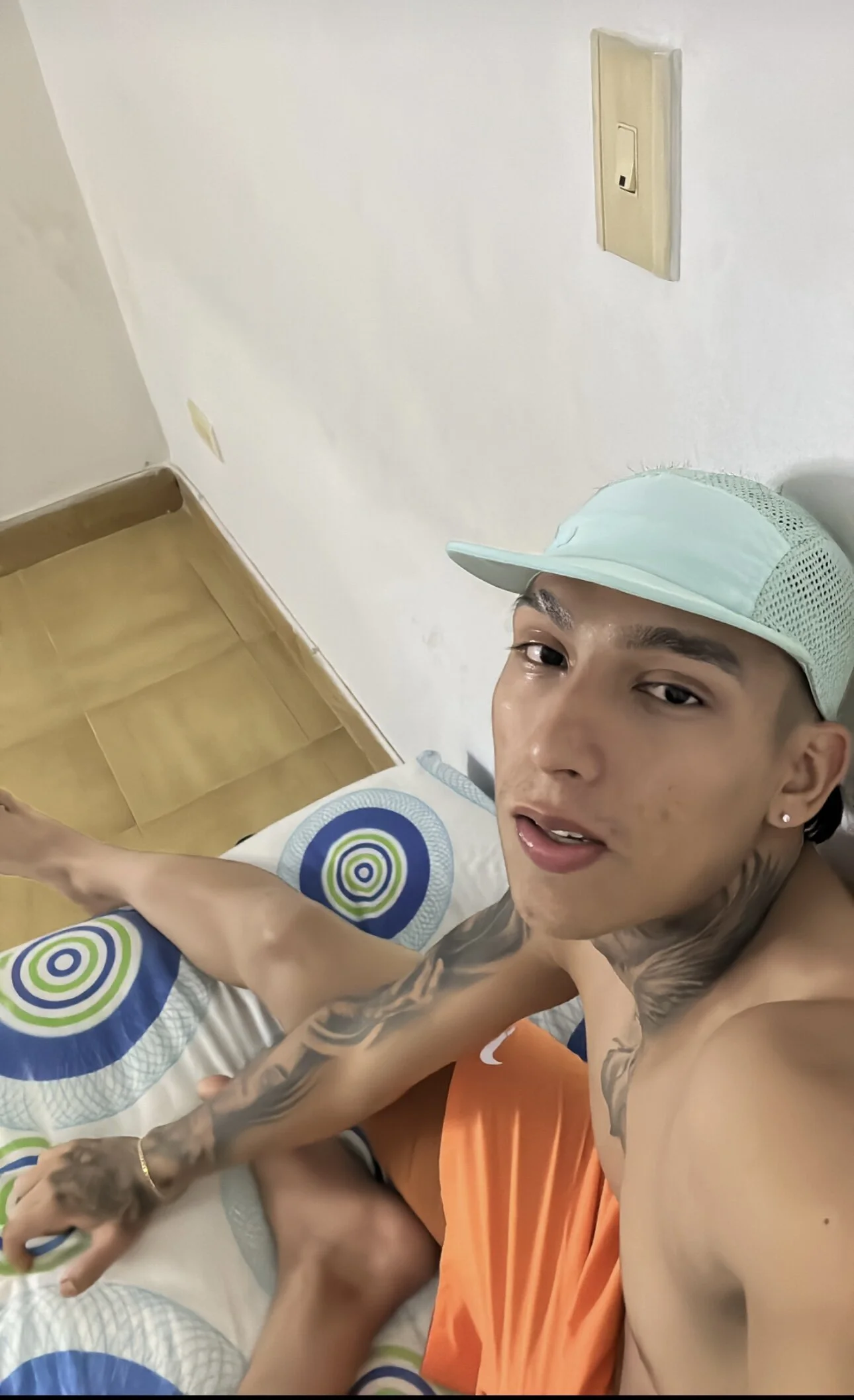 XXX Porn Photo of Nude sendfer 3