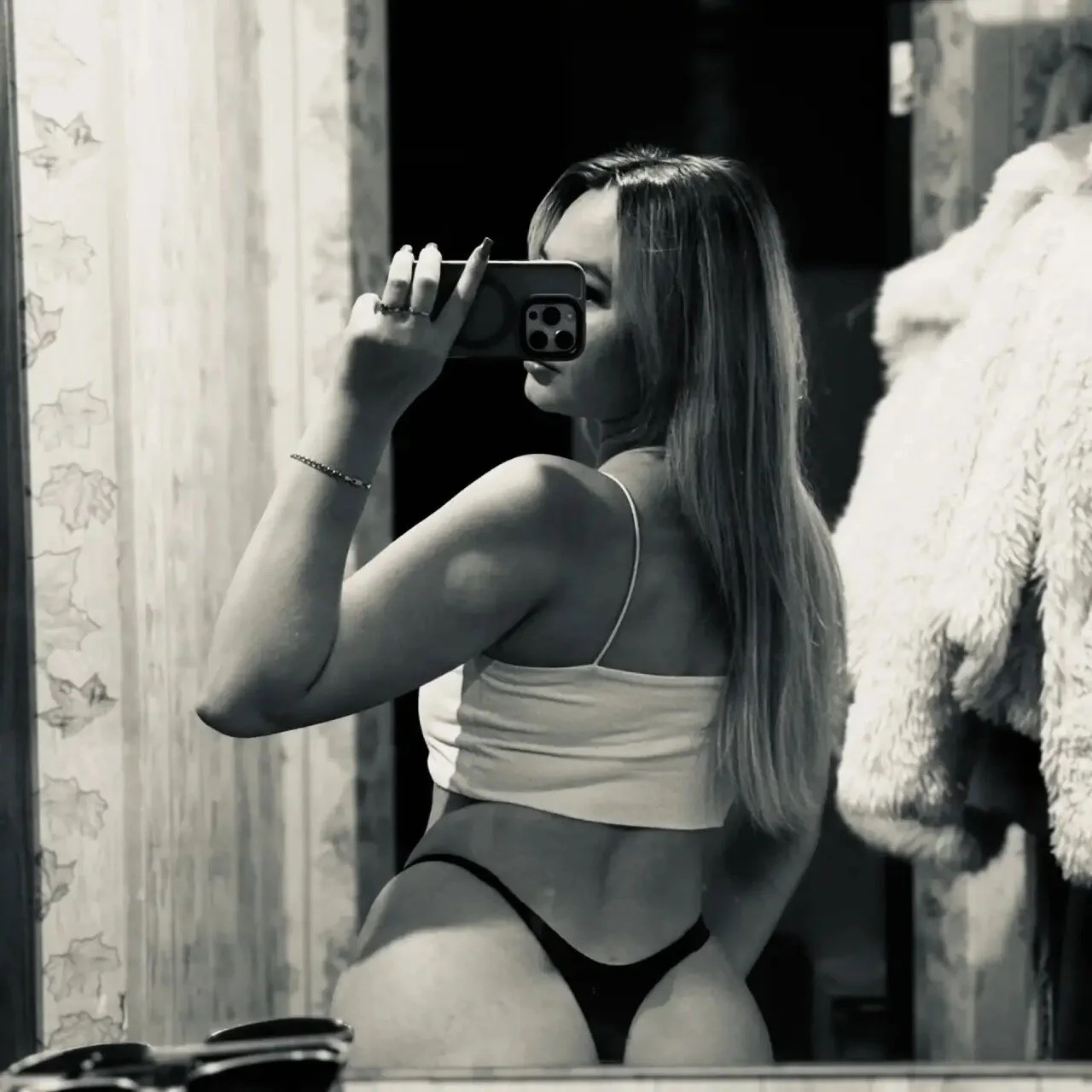 XXX Porn Photo of Nude AvroraSolace 5