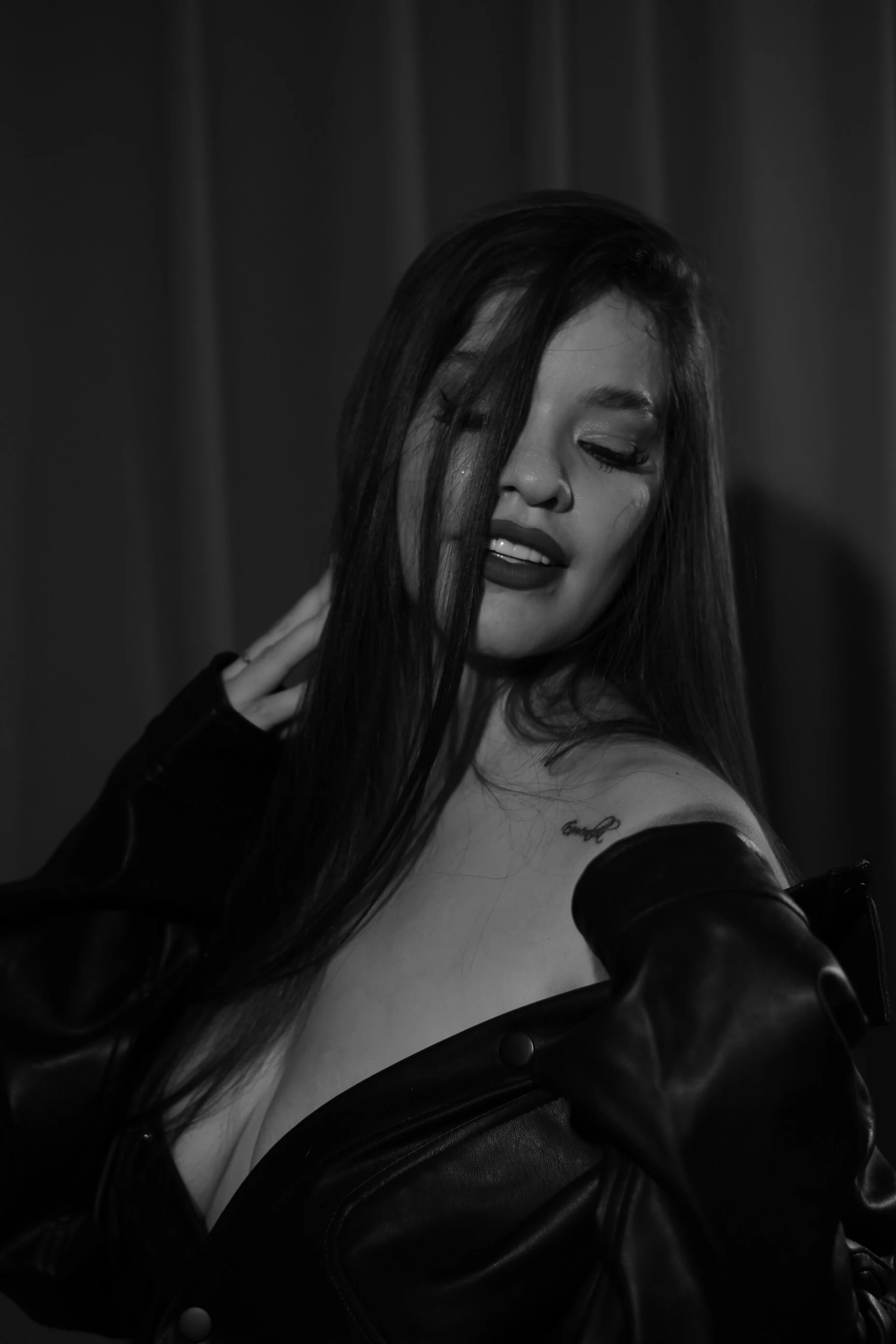 XXX Porn Photo of Nude Valeri_Martin 26