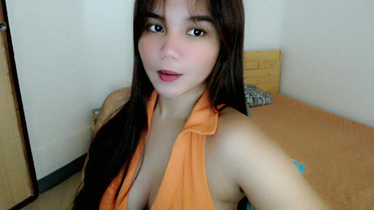 XXX Porn Photo of Nude chinita_princess 2