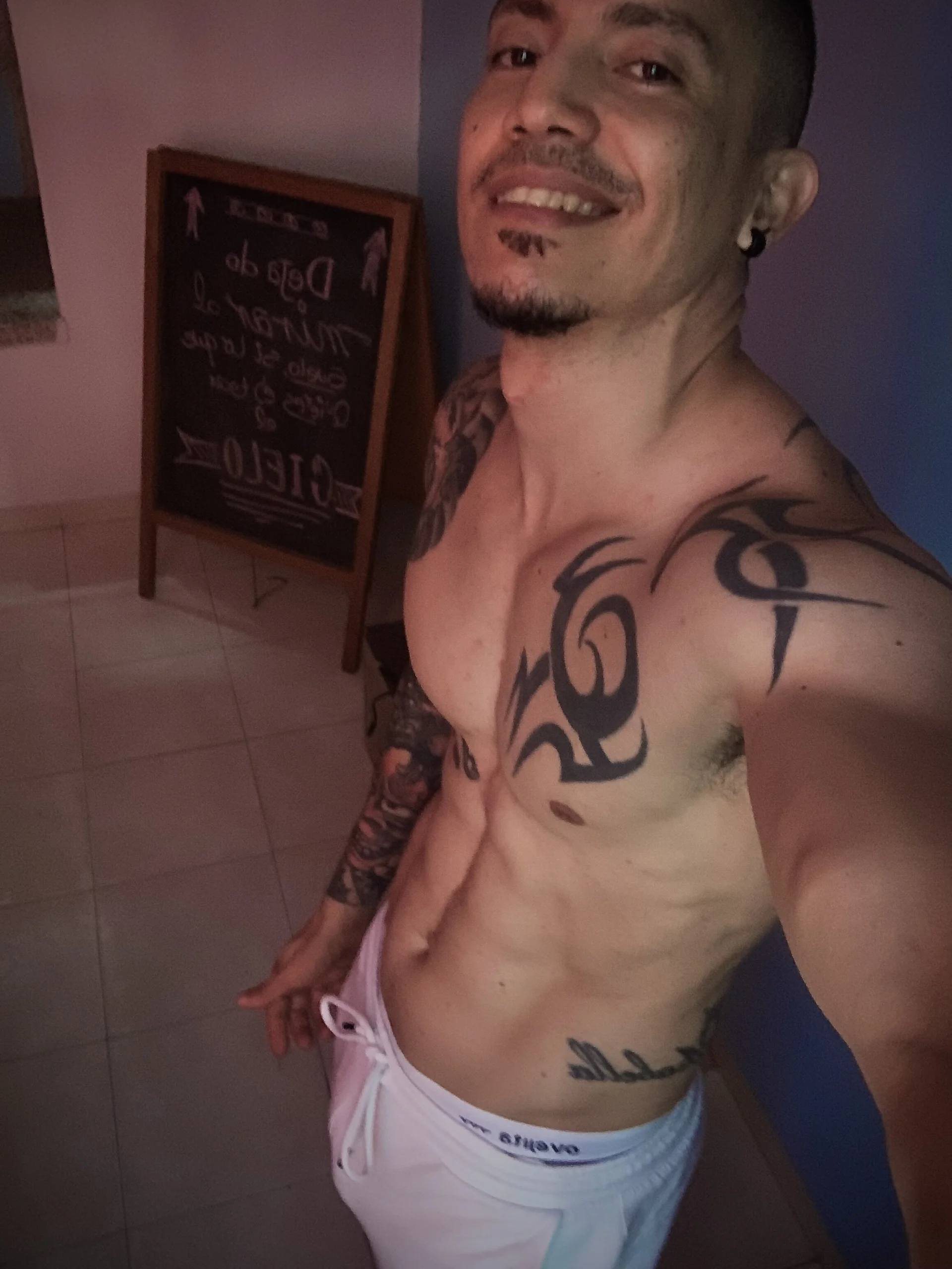 XXX Porn Photo of Nude Alex_motta 6