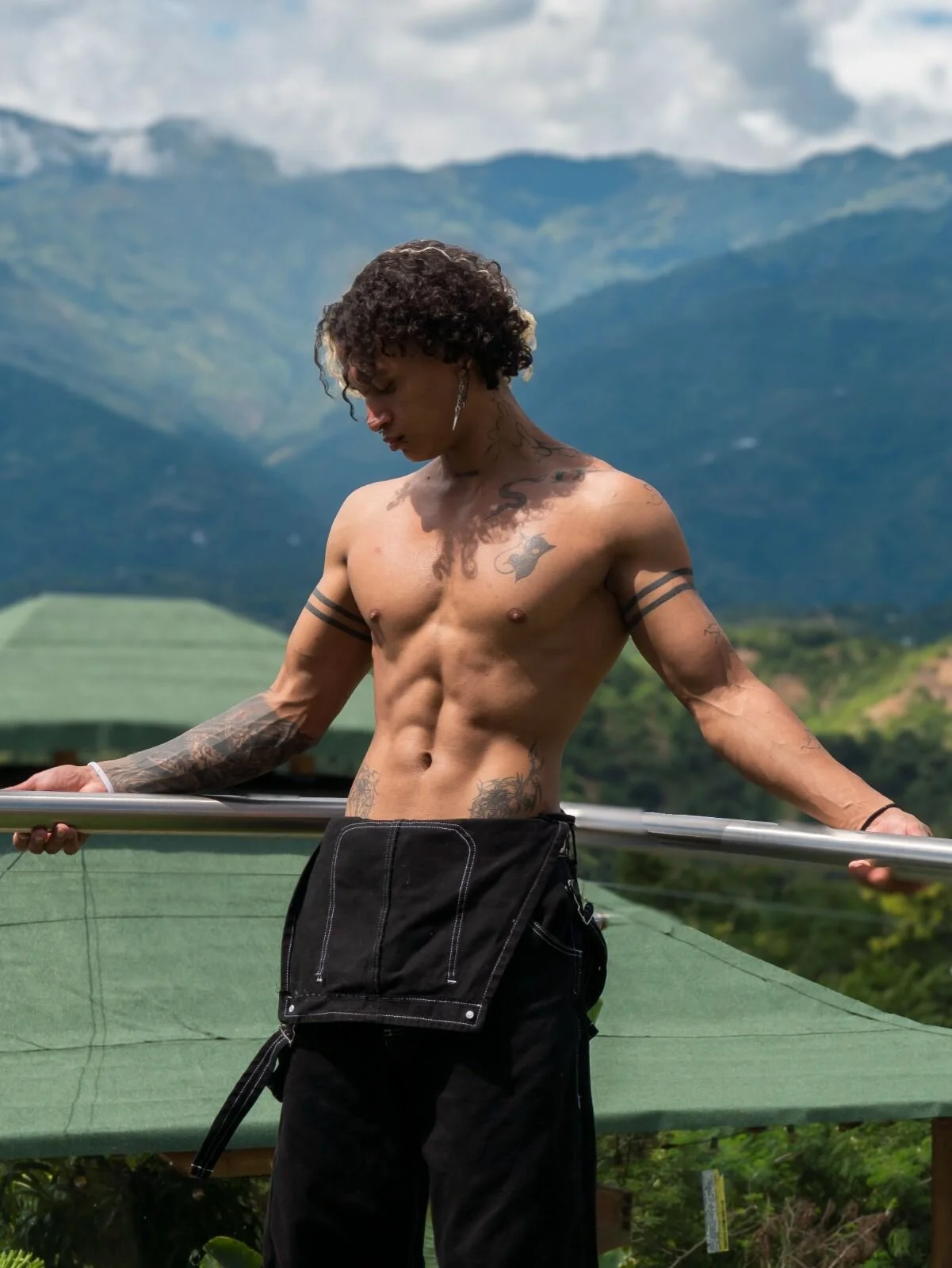 XXX Porn Photo of Nude dante_cooper0 4