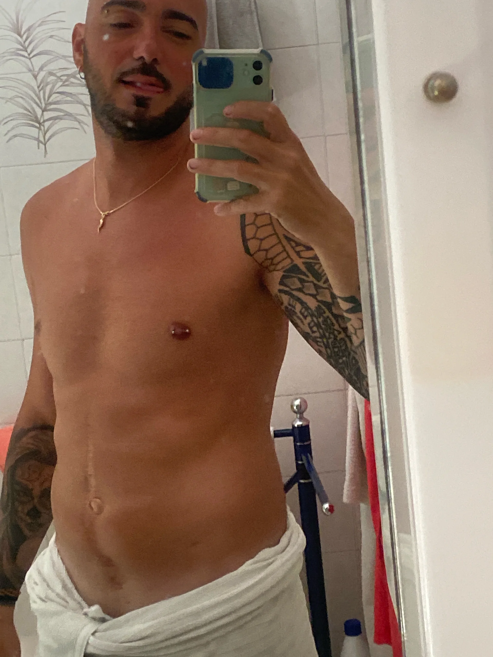 XXX Porn Photo of Nude alessandromori91 2