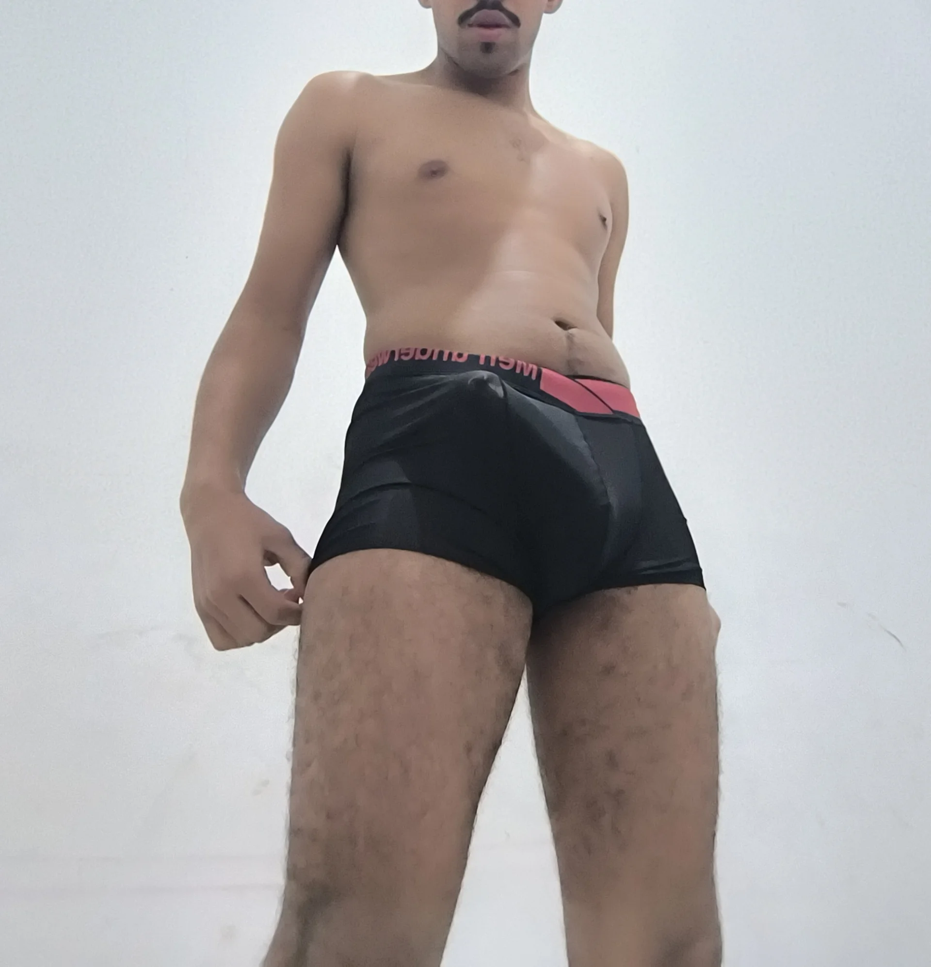 XXX Porn Photo of Nude twinkarabboy 6