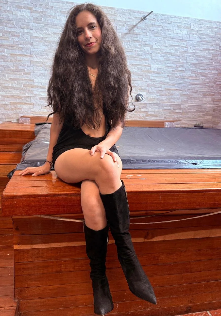 XXX Porn Photo of Nude MiaCours 10