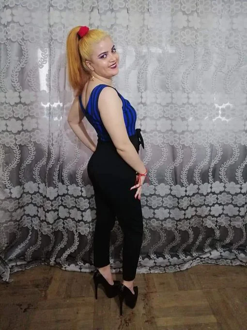 XXX Porn Photo of Nude WooW_HotBig_Ass 199