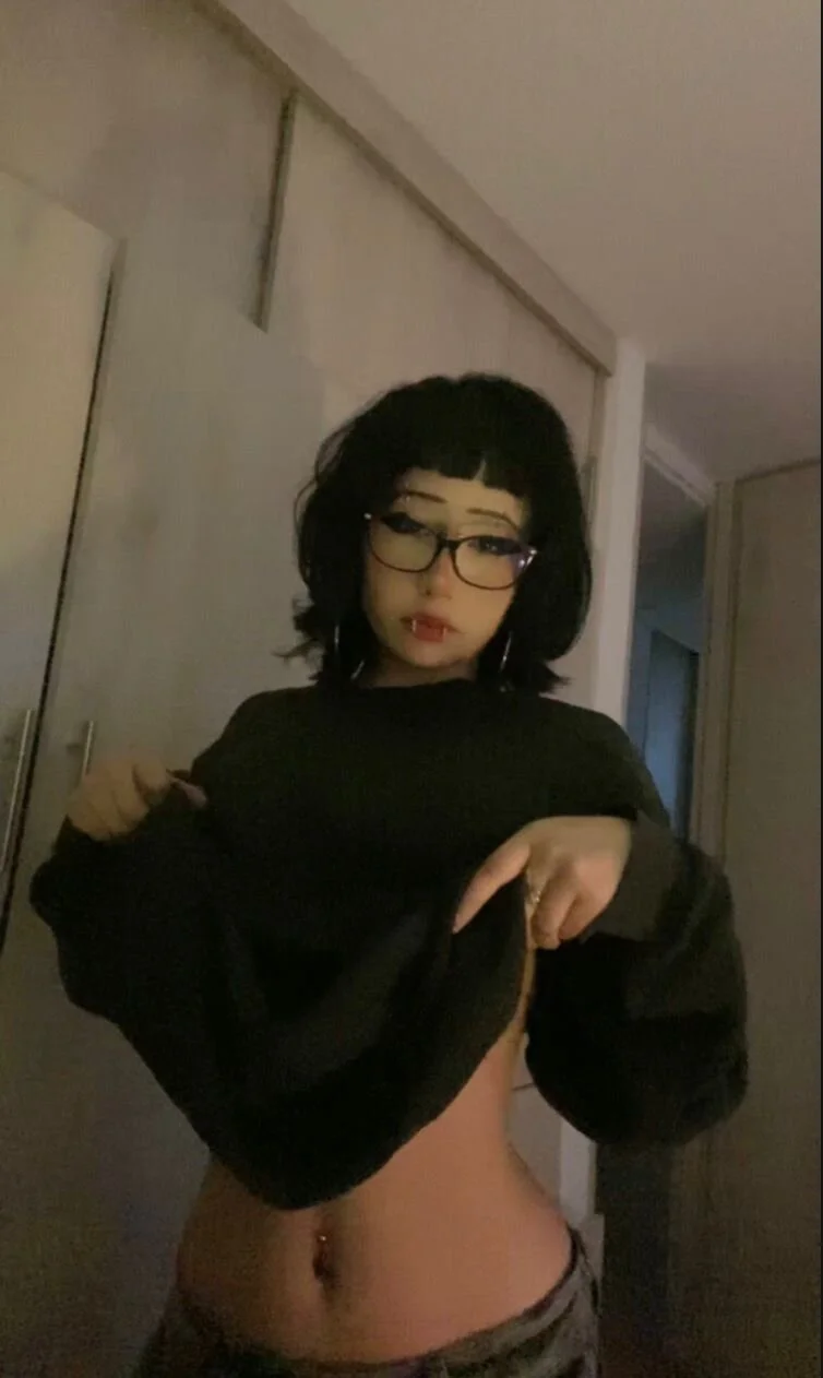 XXX Porn Photo of Nude Bel_Vamp 5