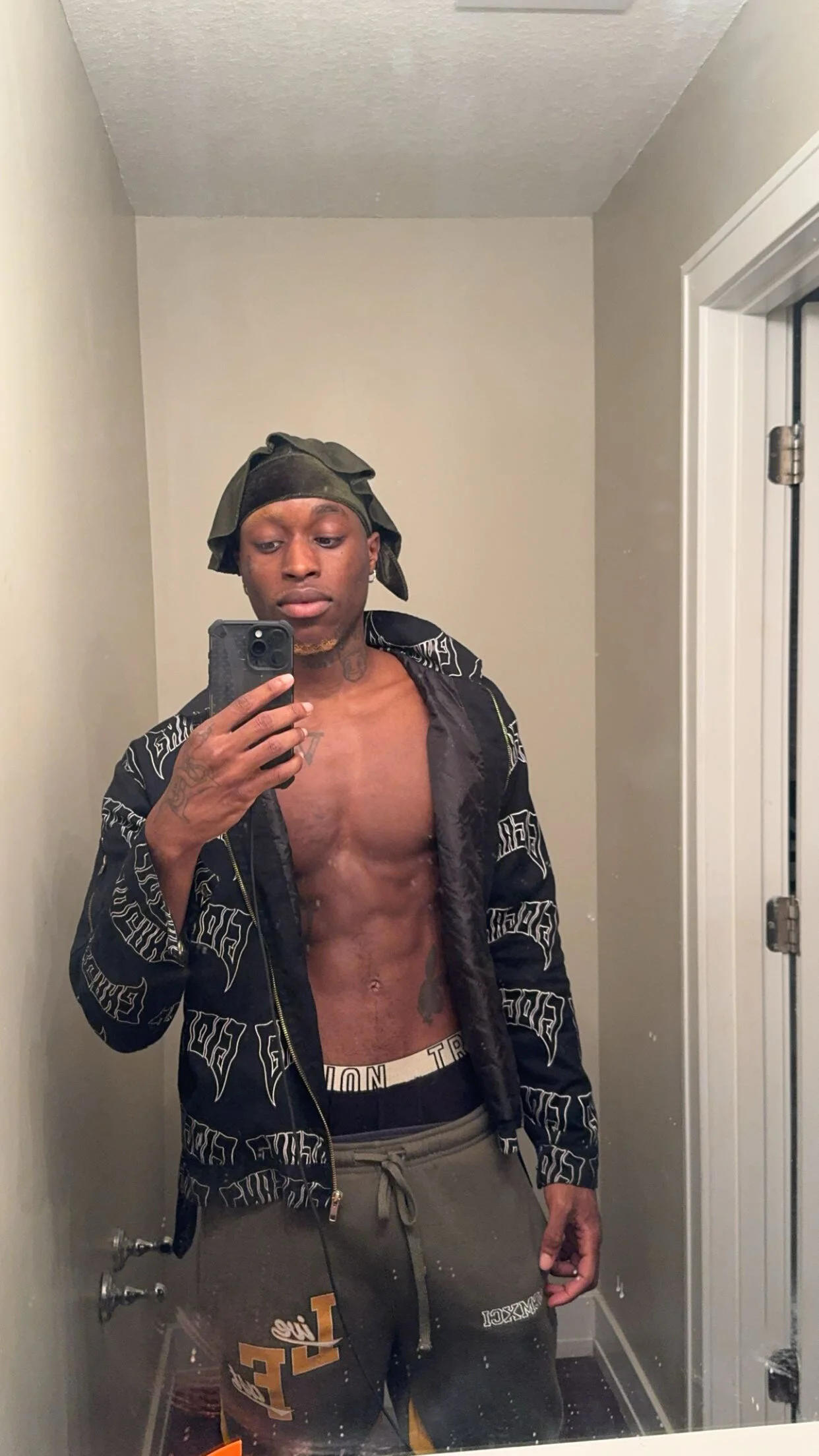 XXX Porn Photo of Nude Rahbabii 3