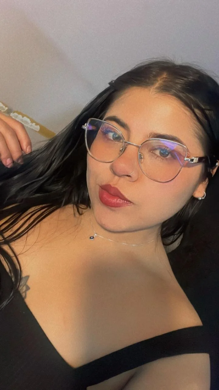 XXX Porn Photo of Nude viccky_vick 2