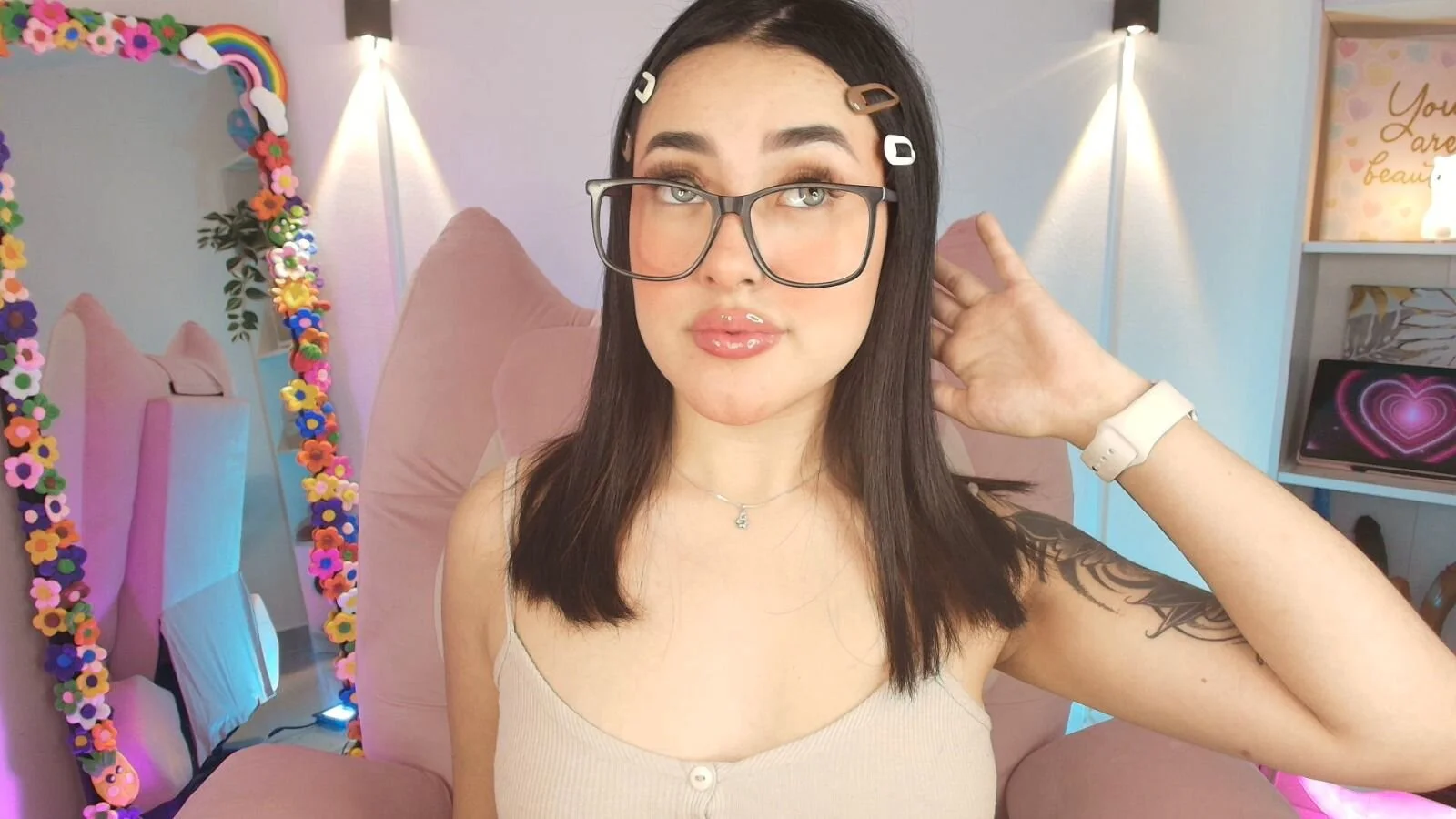 XXX Porn Photo of Nude justonecute 3