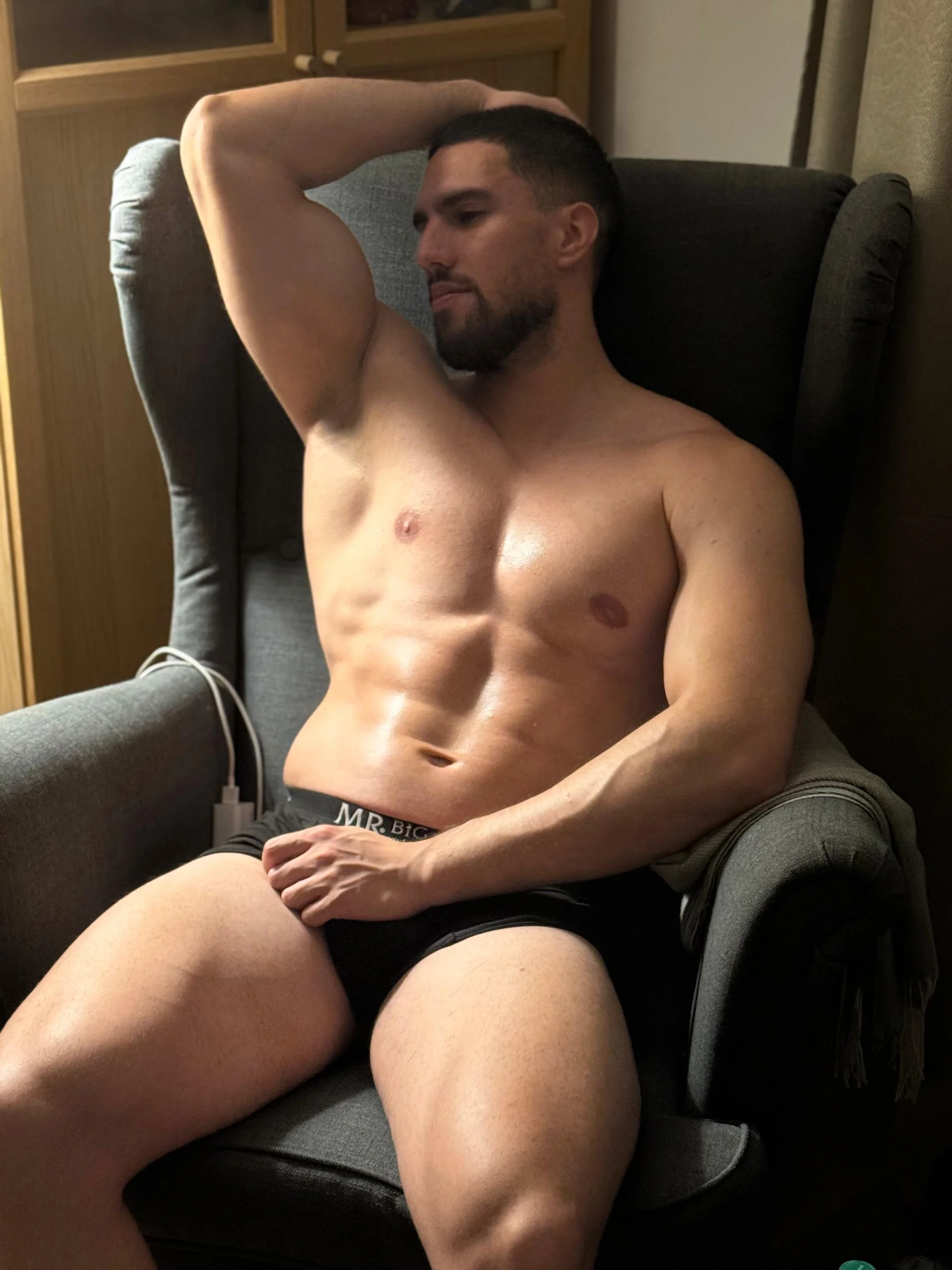 XXX Porn Photo of Nude IvanHydee 11