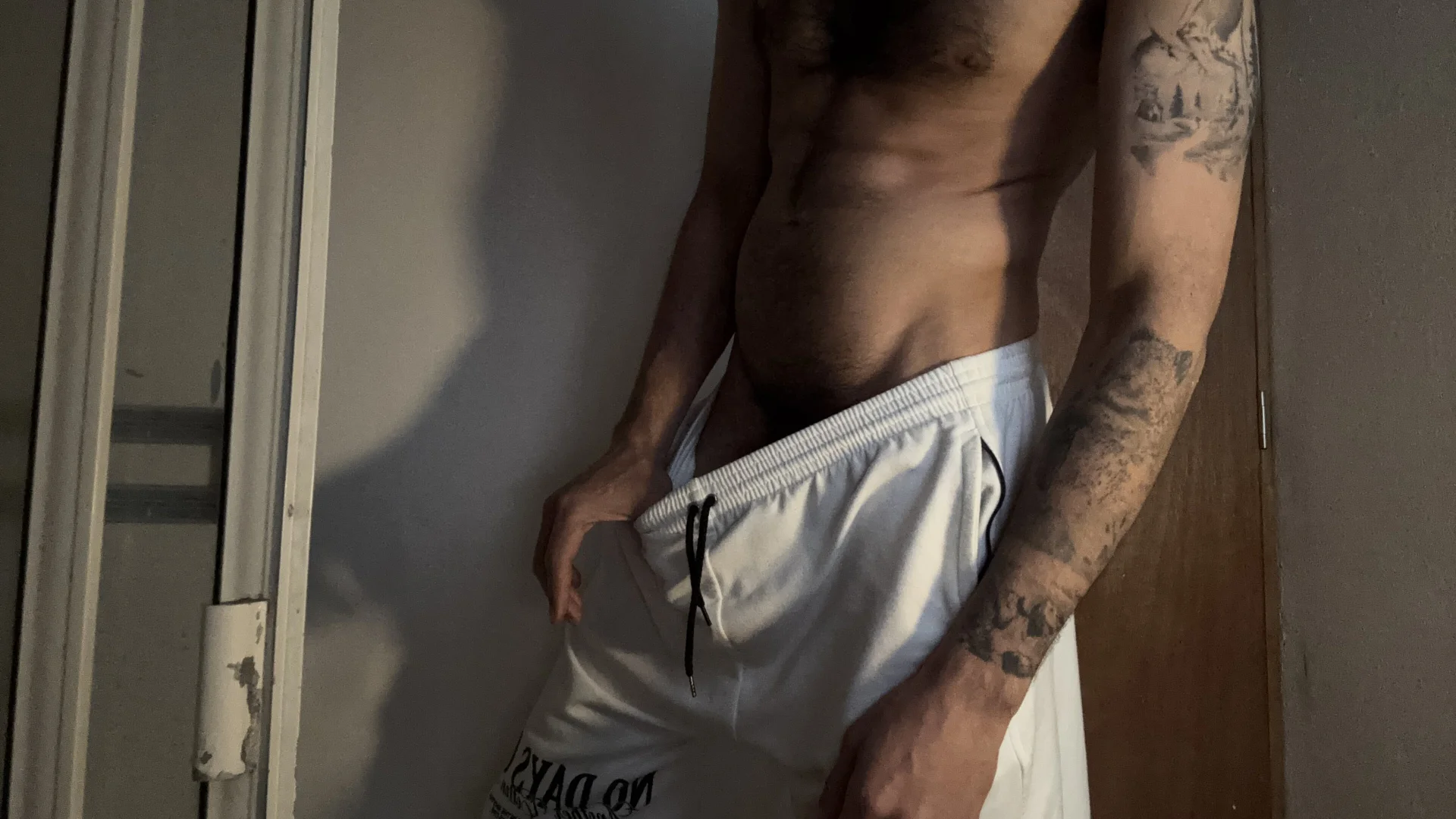 XXX Porn Photo of Nude Karim_mansur 30